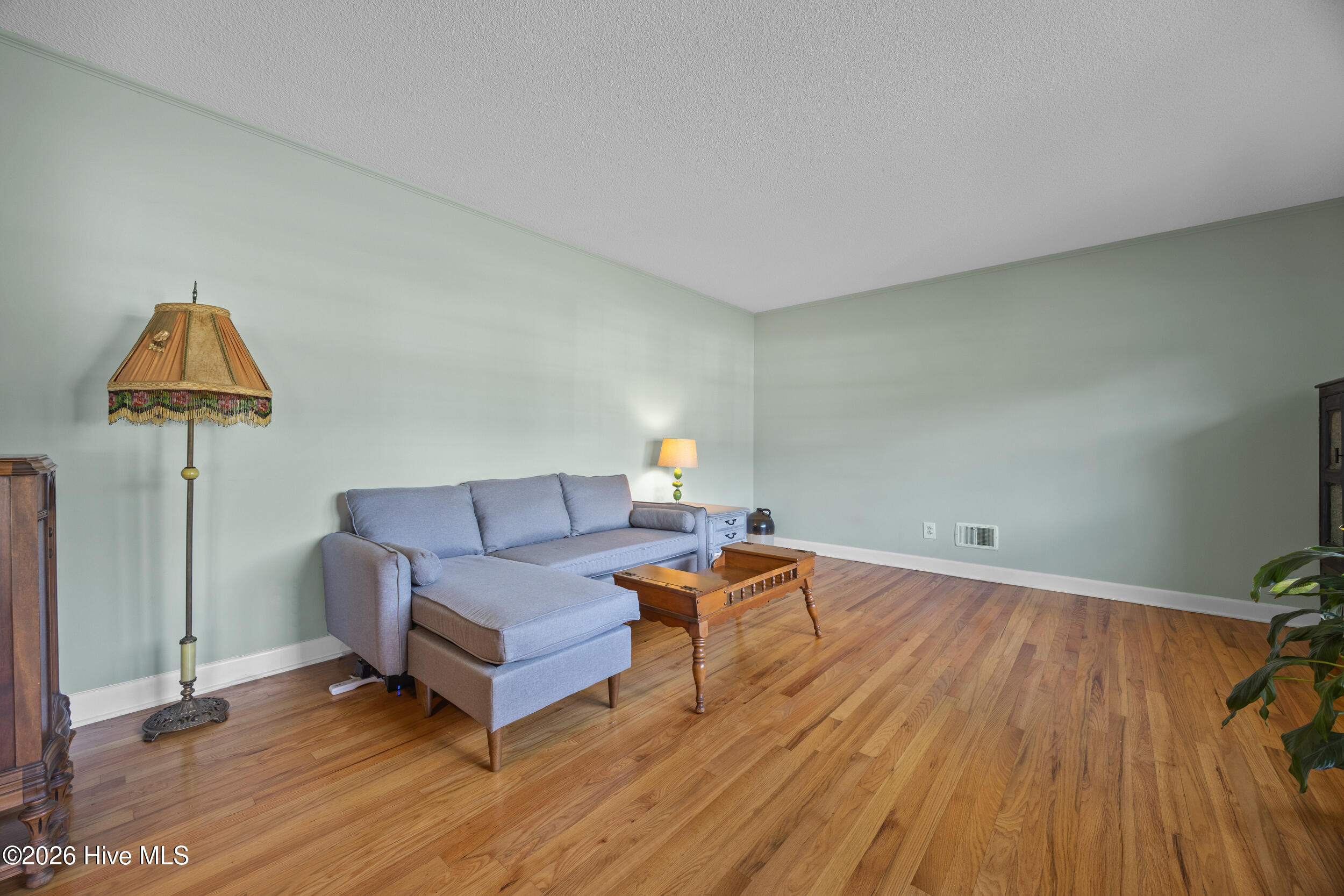 306 Shamrock Drive Property Photo 6