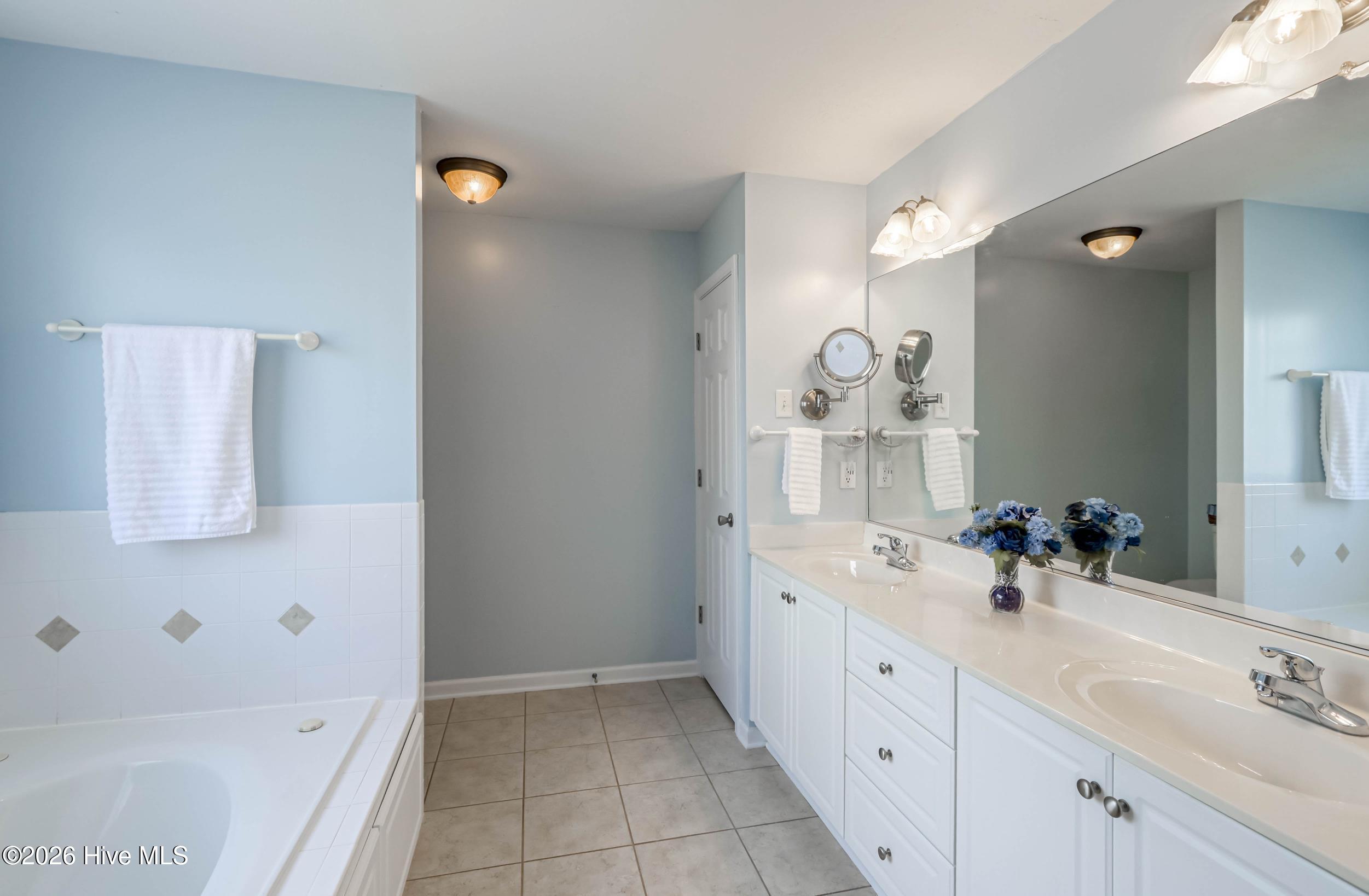 405 Richmond Street Property Photo 18
