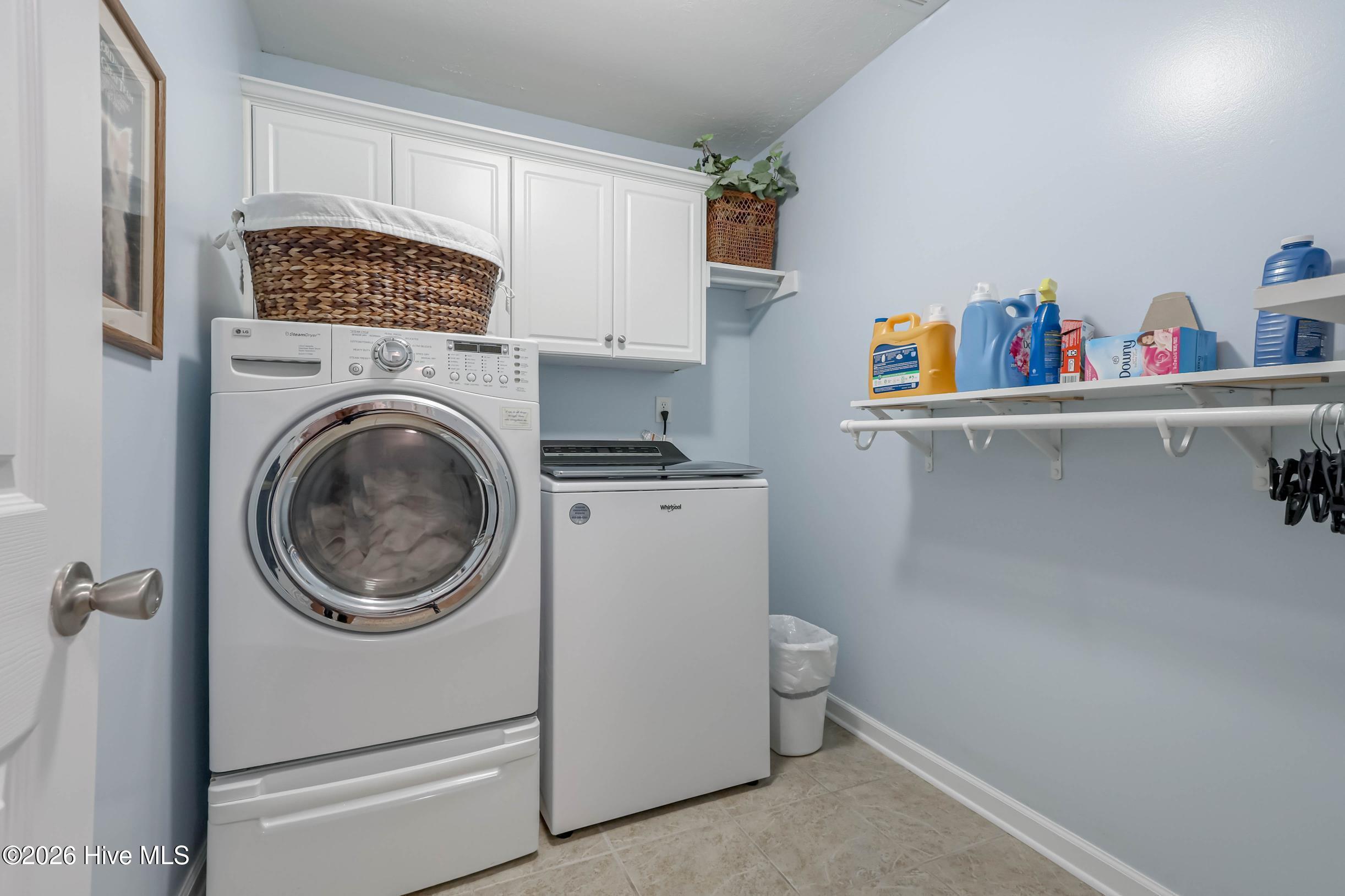 405 Richmond Street Property Photo 28