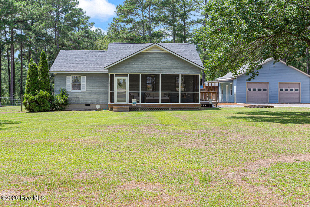 590 Hoffman Road Property Photo 3