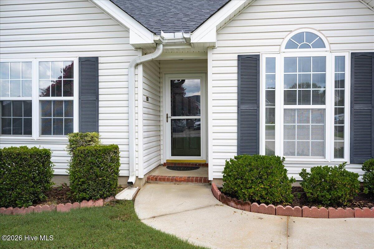 657 Devon Road Property Photo 4