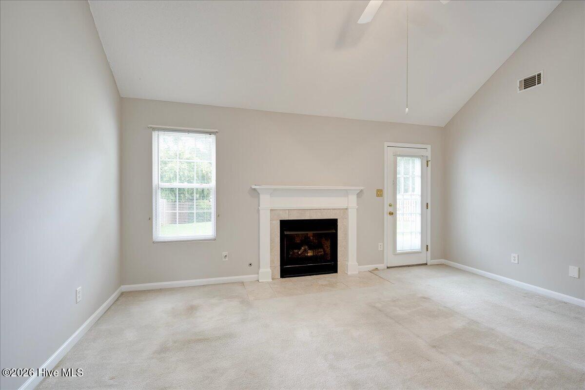 657 Devon Road Property Photo 12