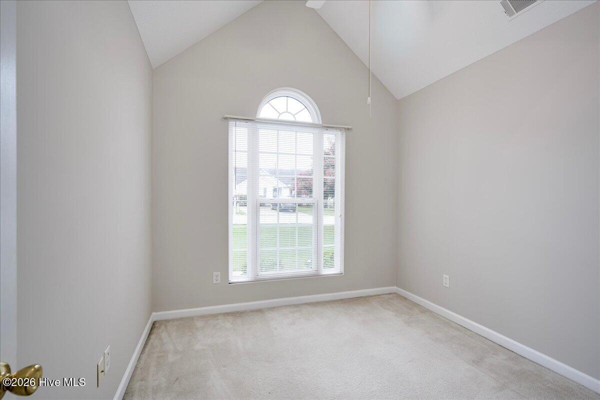 657 Devon Road Property Photo 22
