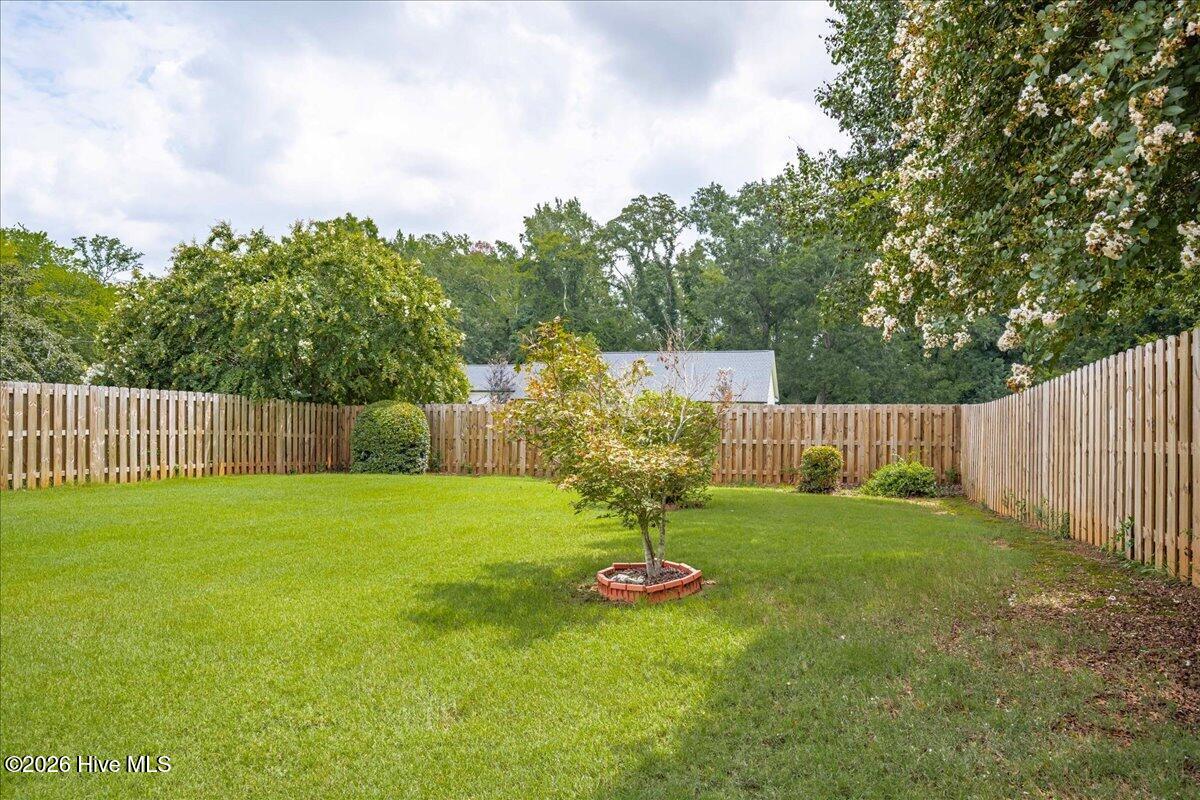 657 Devon Road Property Photo 25