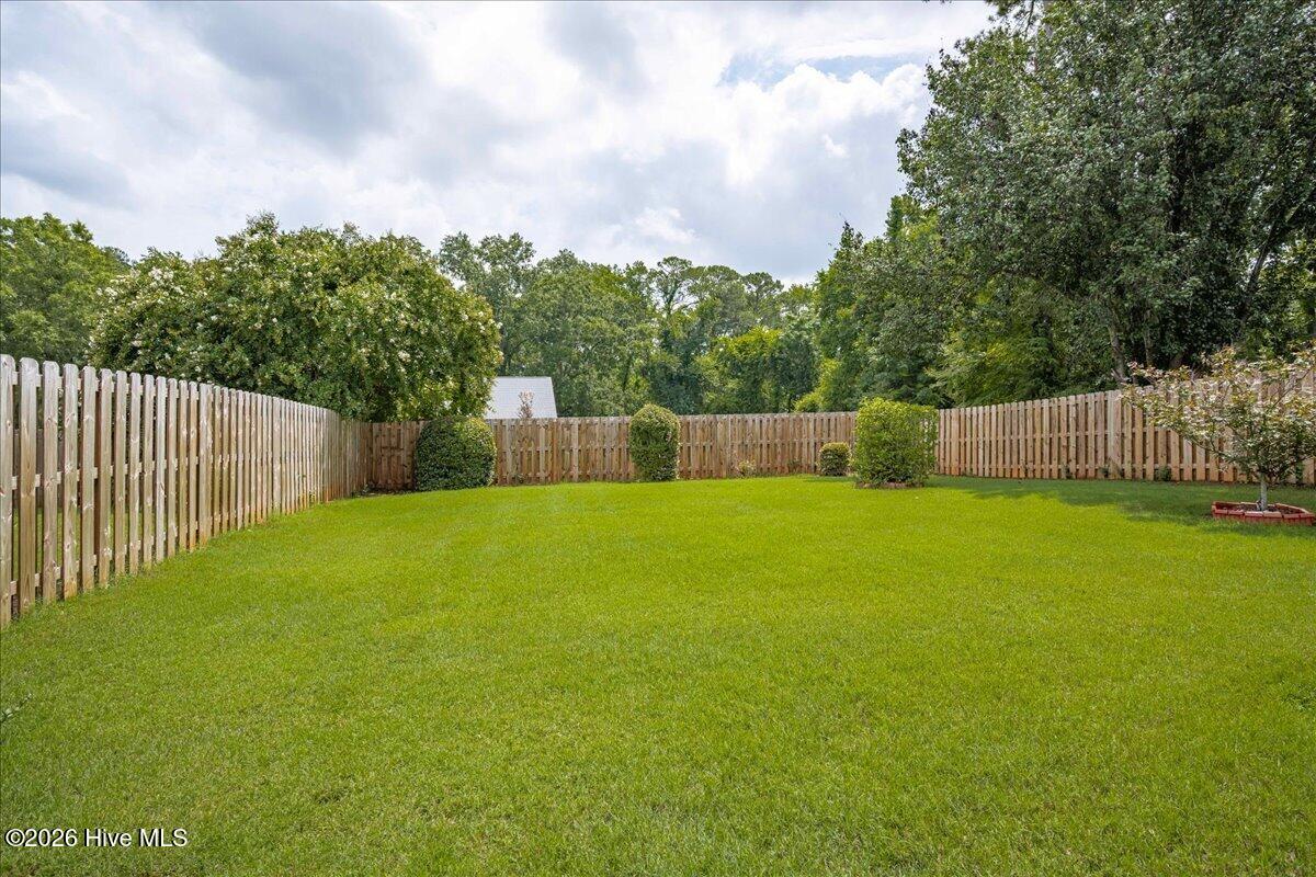 657 Devon Road Property Photo 28