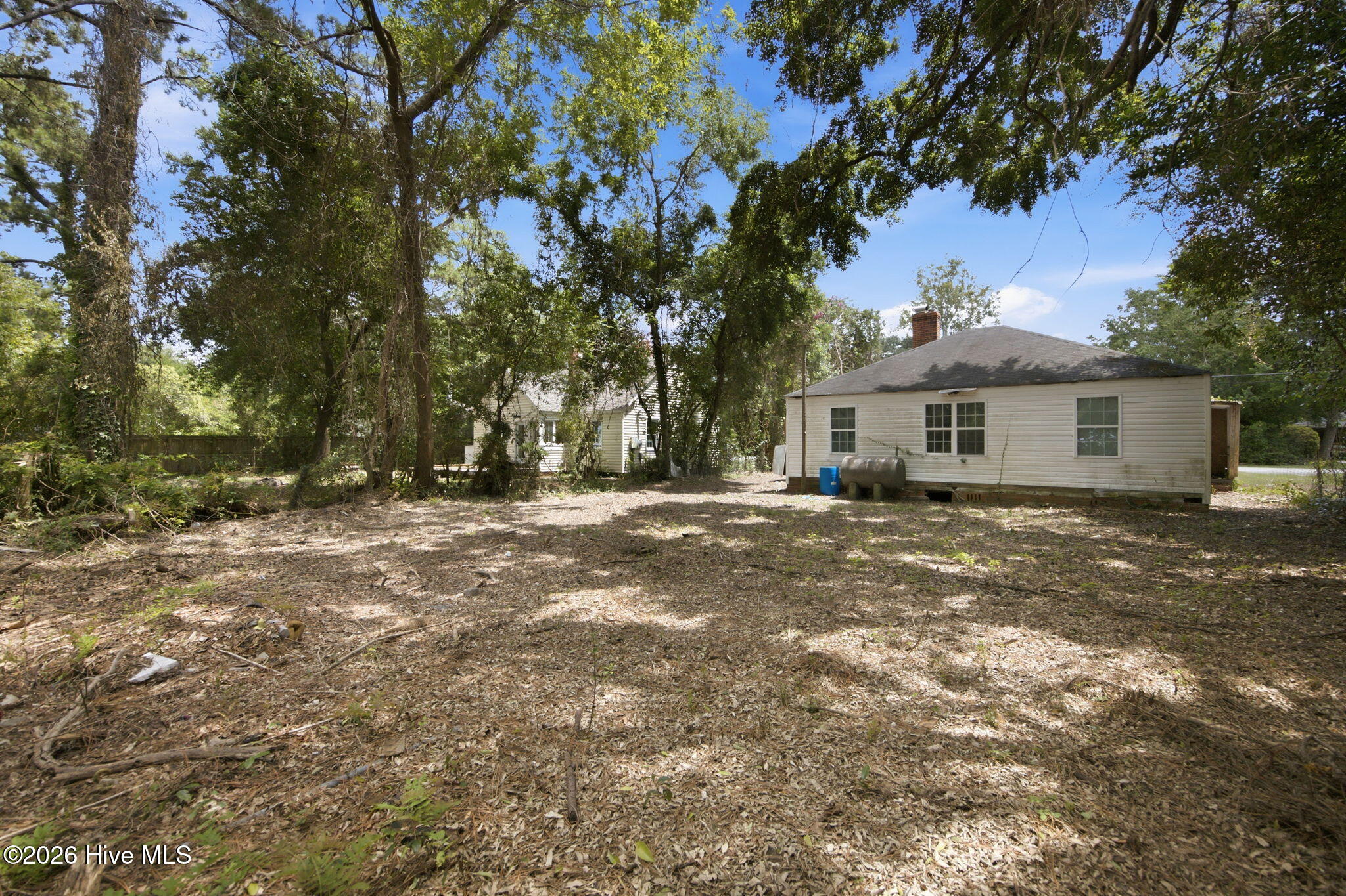 1018 Bryan Avenue Property Photo 7