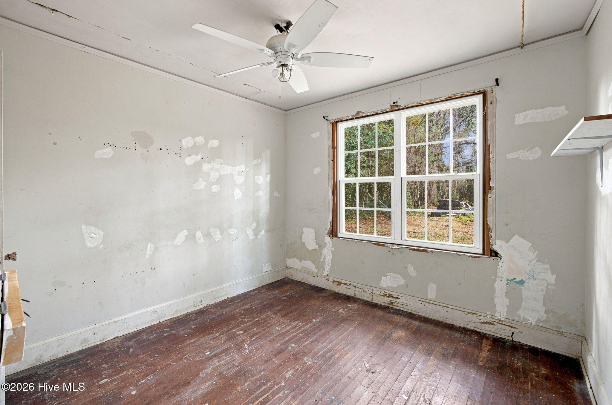 1018 Bryan Avenue Property Photo 24