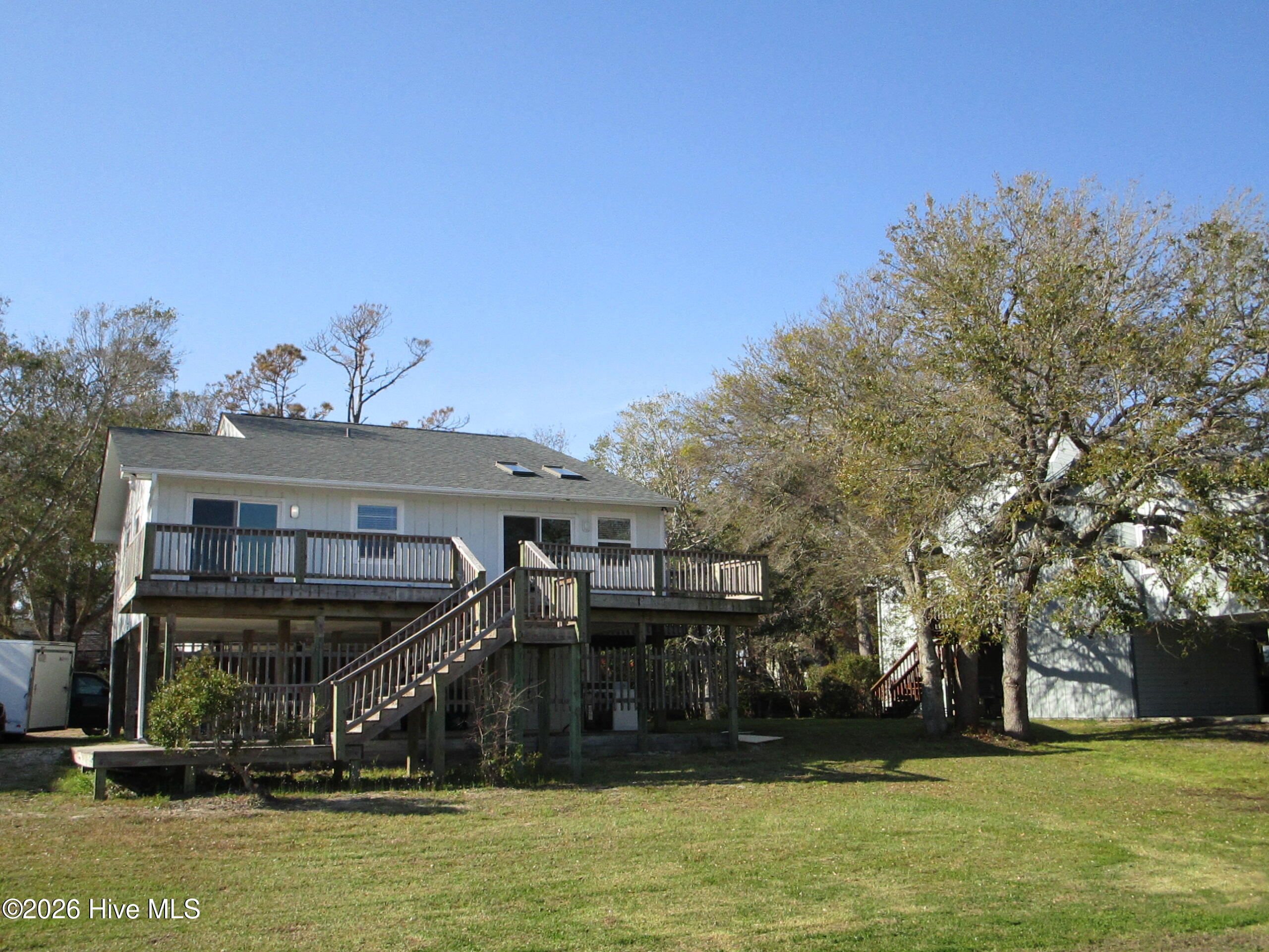 7019 Sound Drive South Property Photo 1