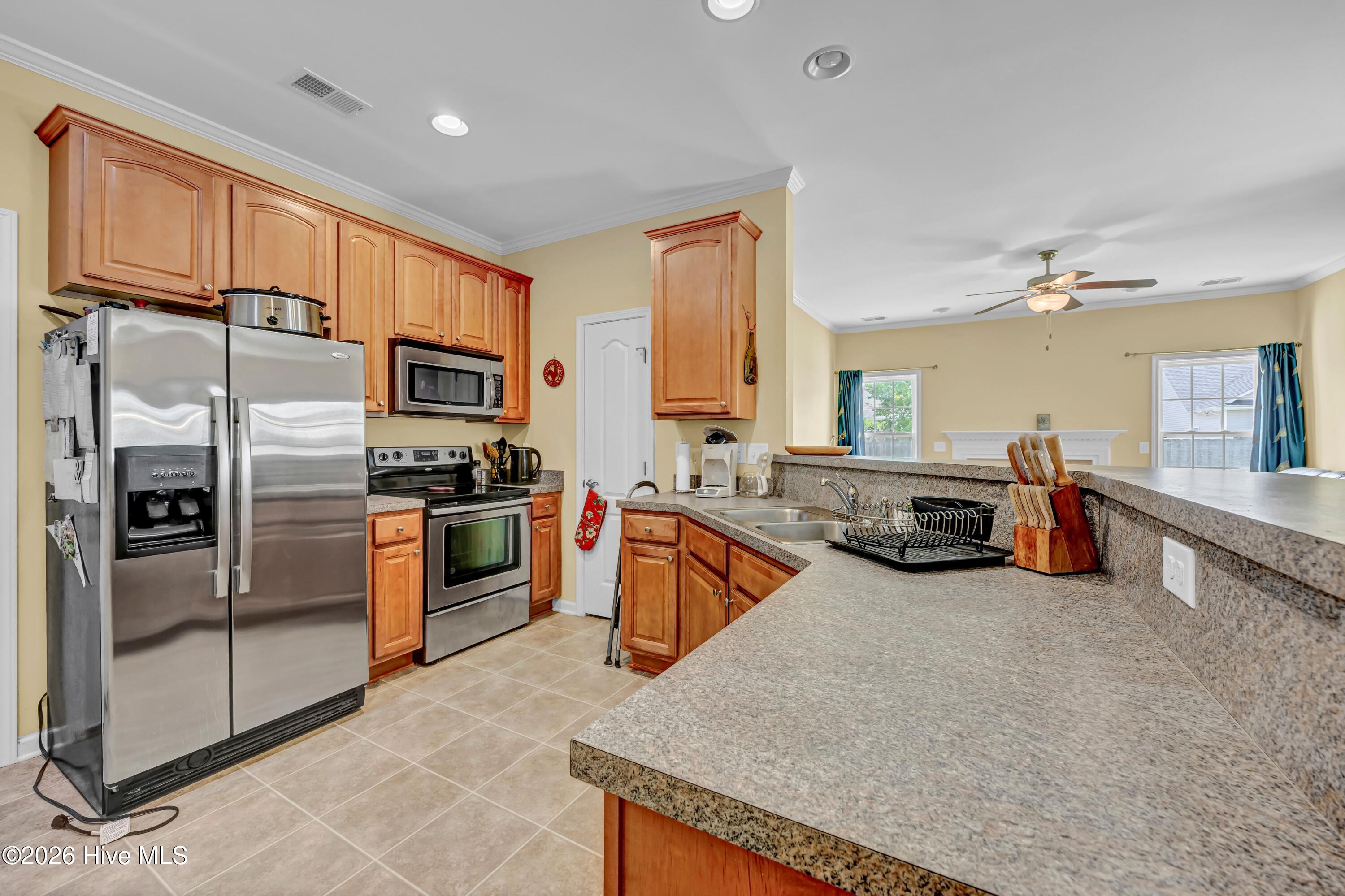 1806 Olive Pine Way Property Photo 3
