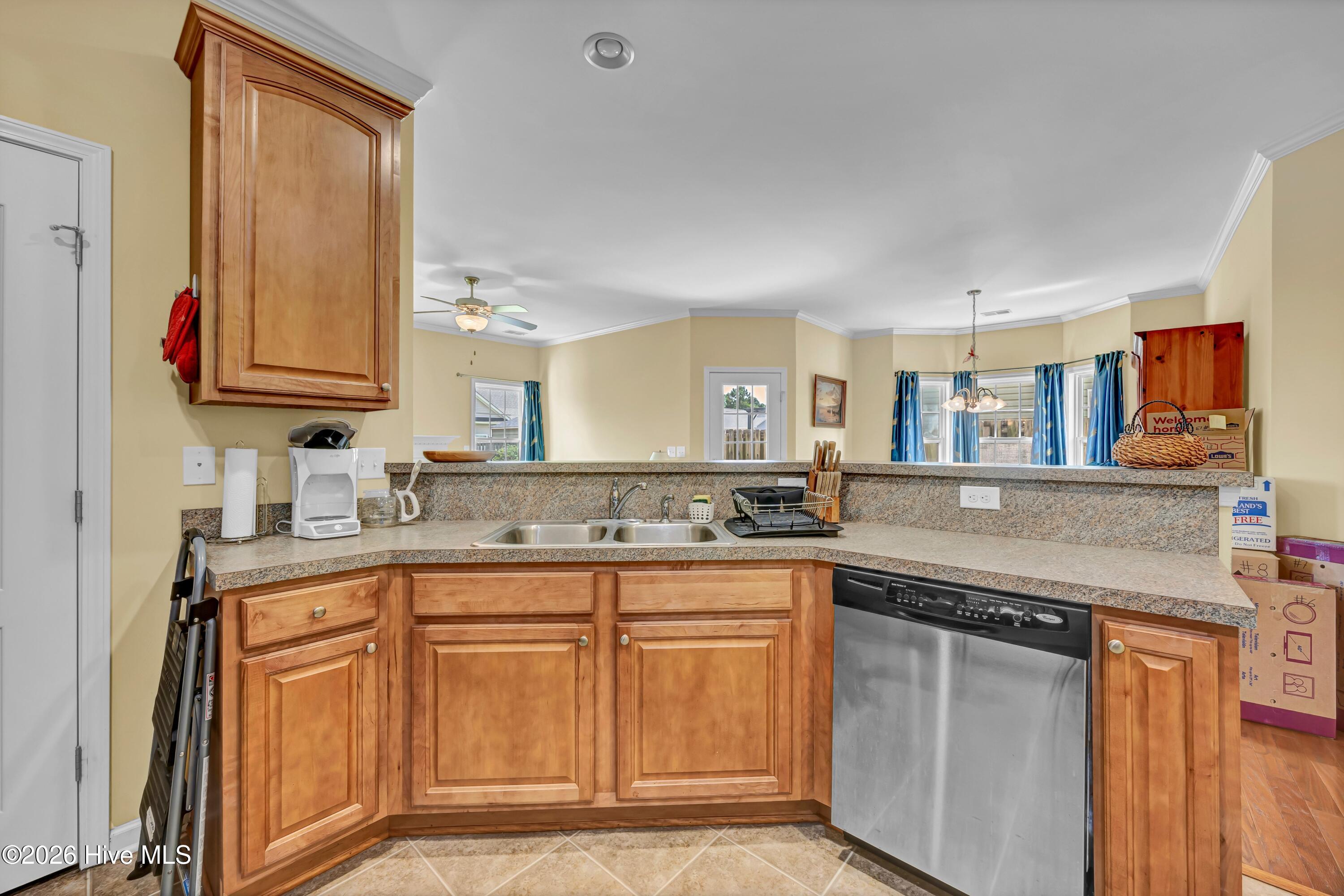 1806 Olive Pine Way Property Photo 4