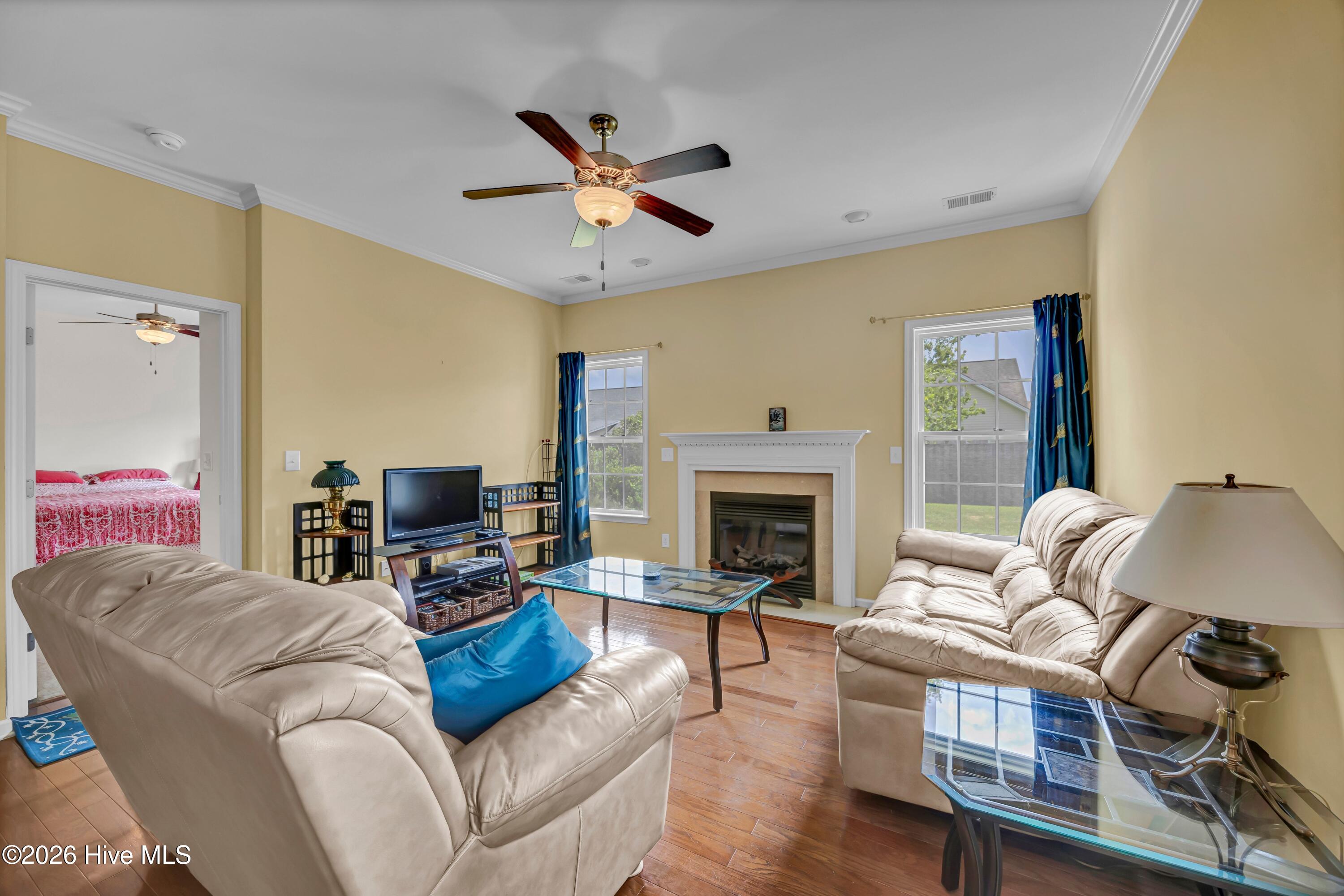 1806 Olive Pine Way Property Photo 6