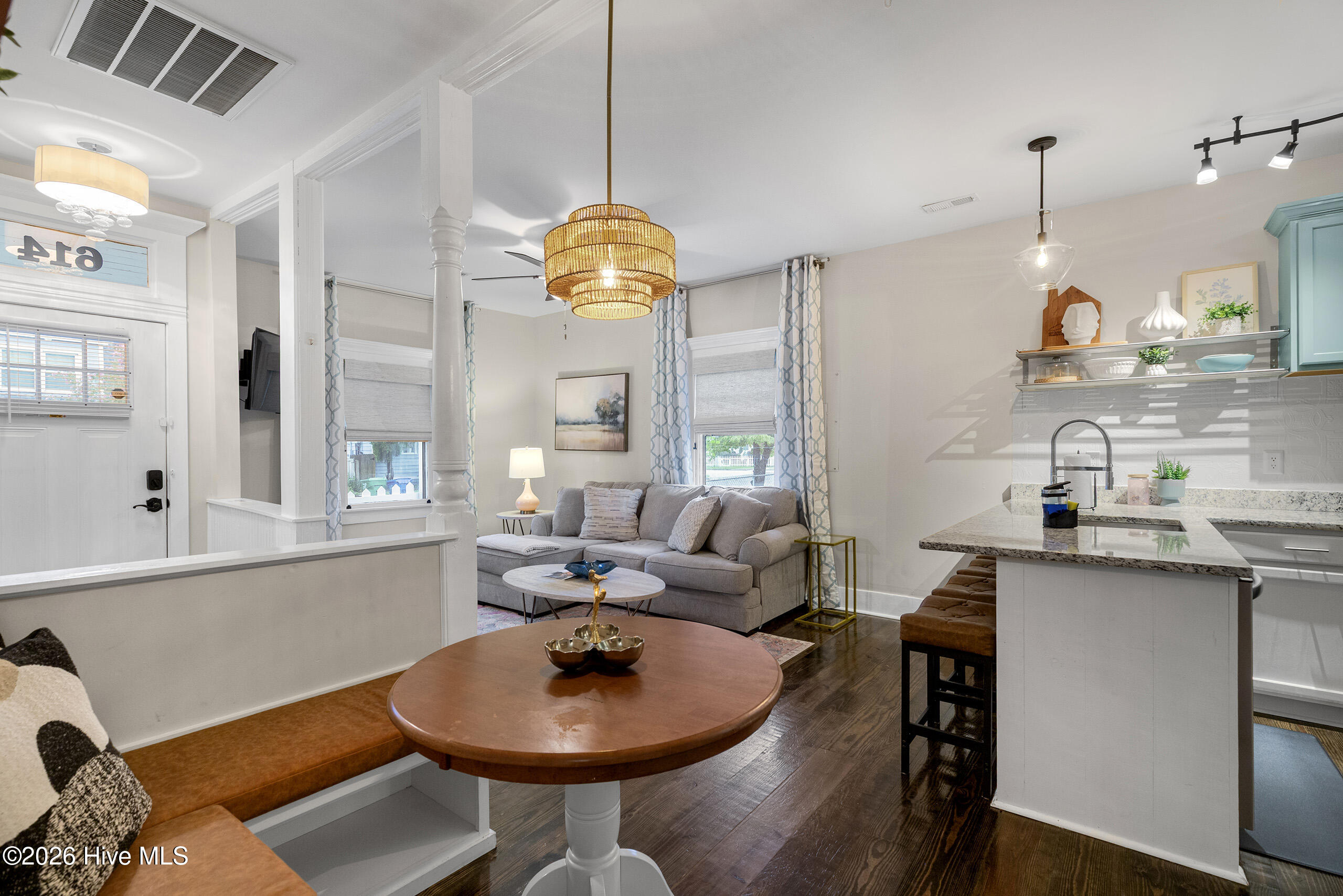 614 Queen Street Property Photo 20