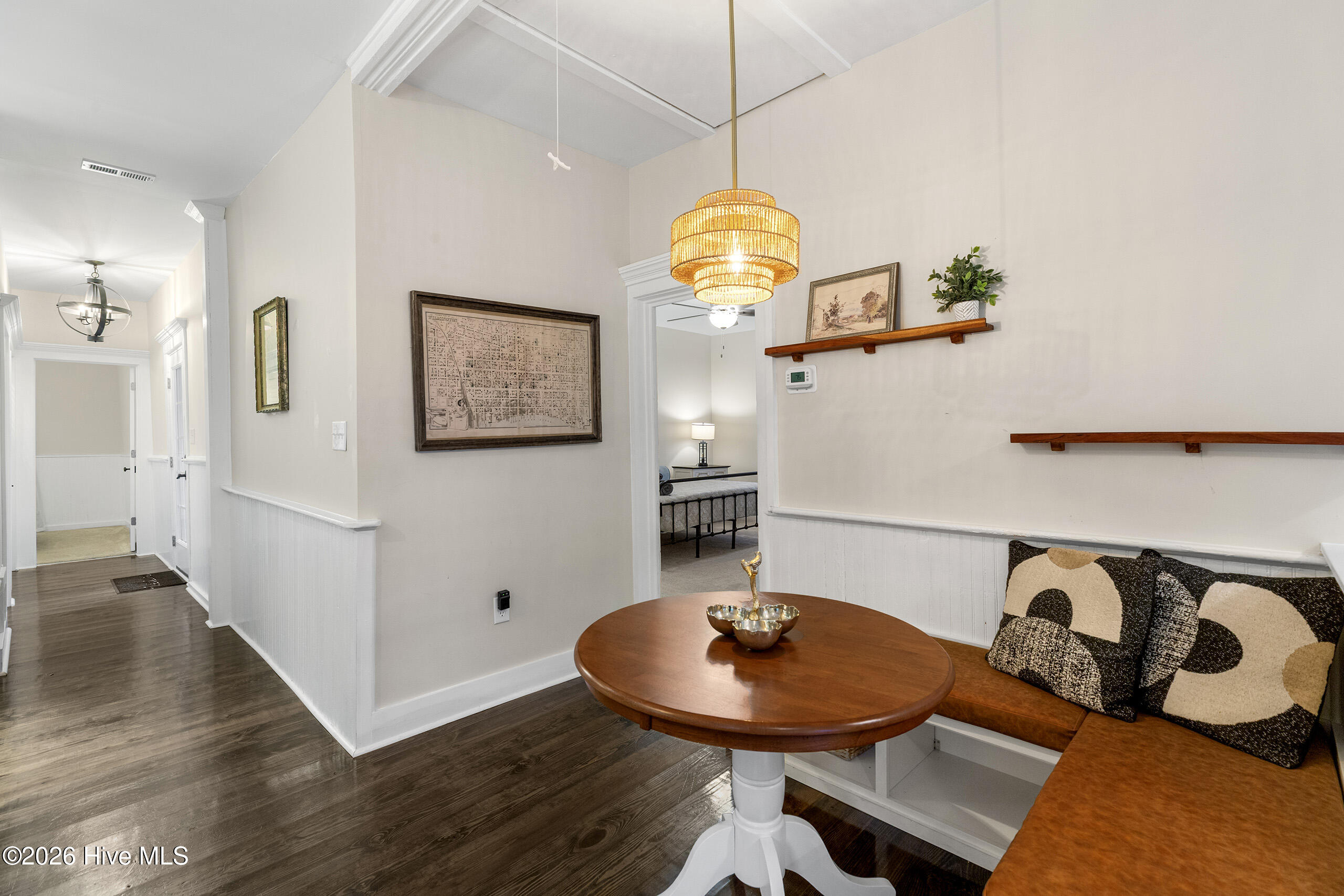 614 Queen Street Property Photo 21