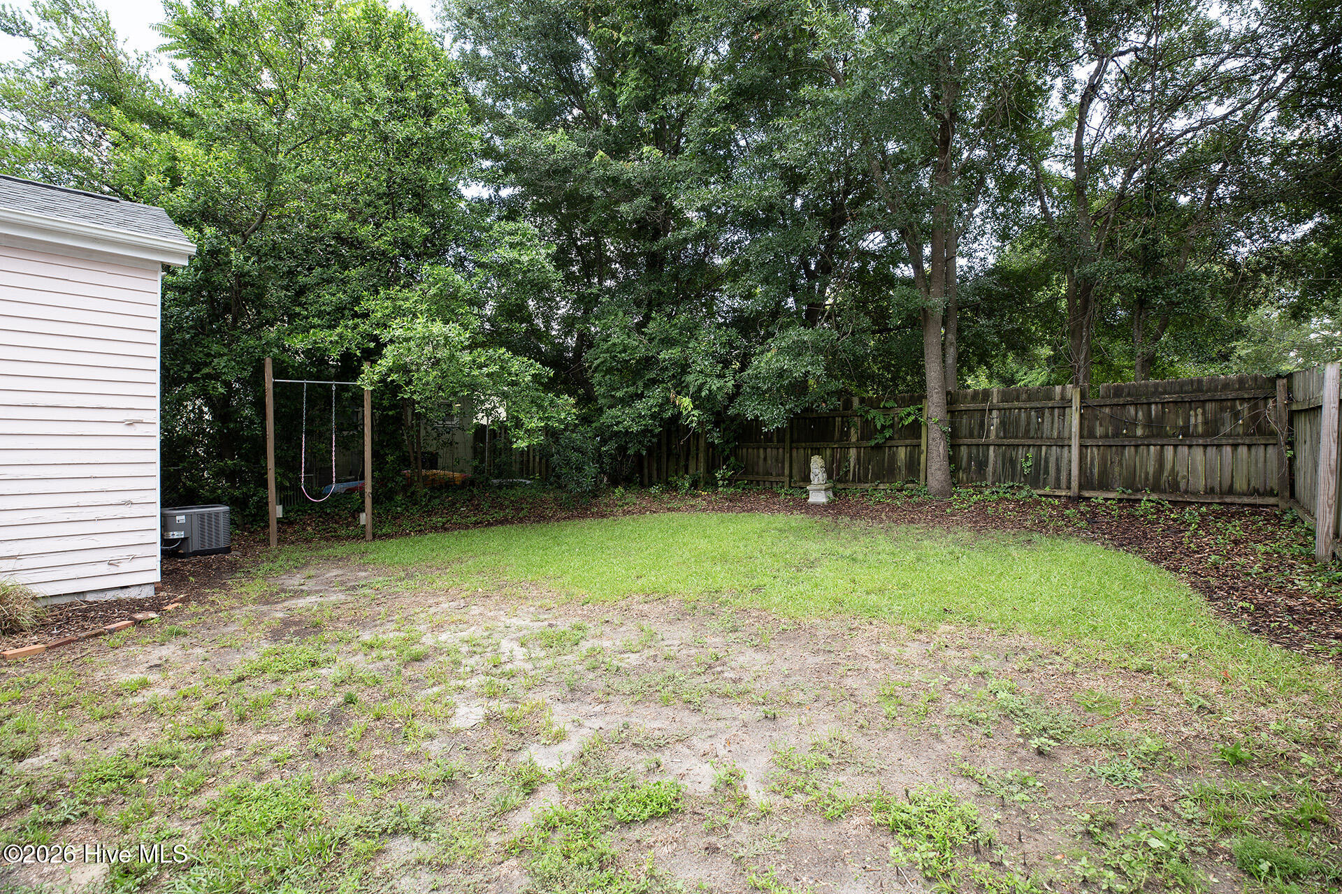 614 Queen Street Property Photo 41