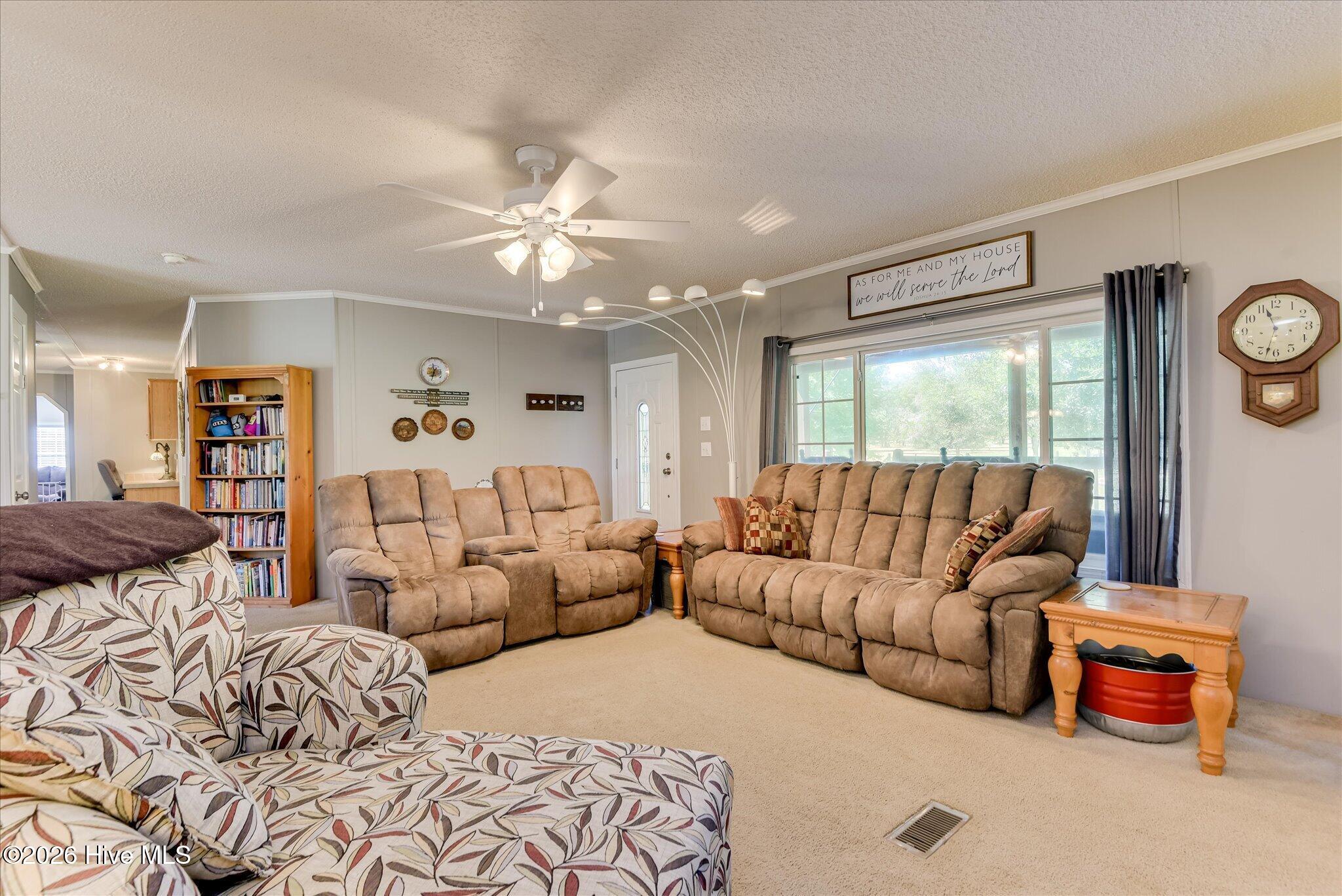 771 N Windsor Road Property Photo 12