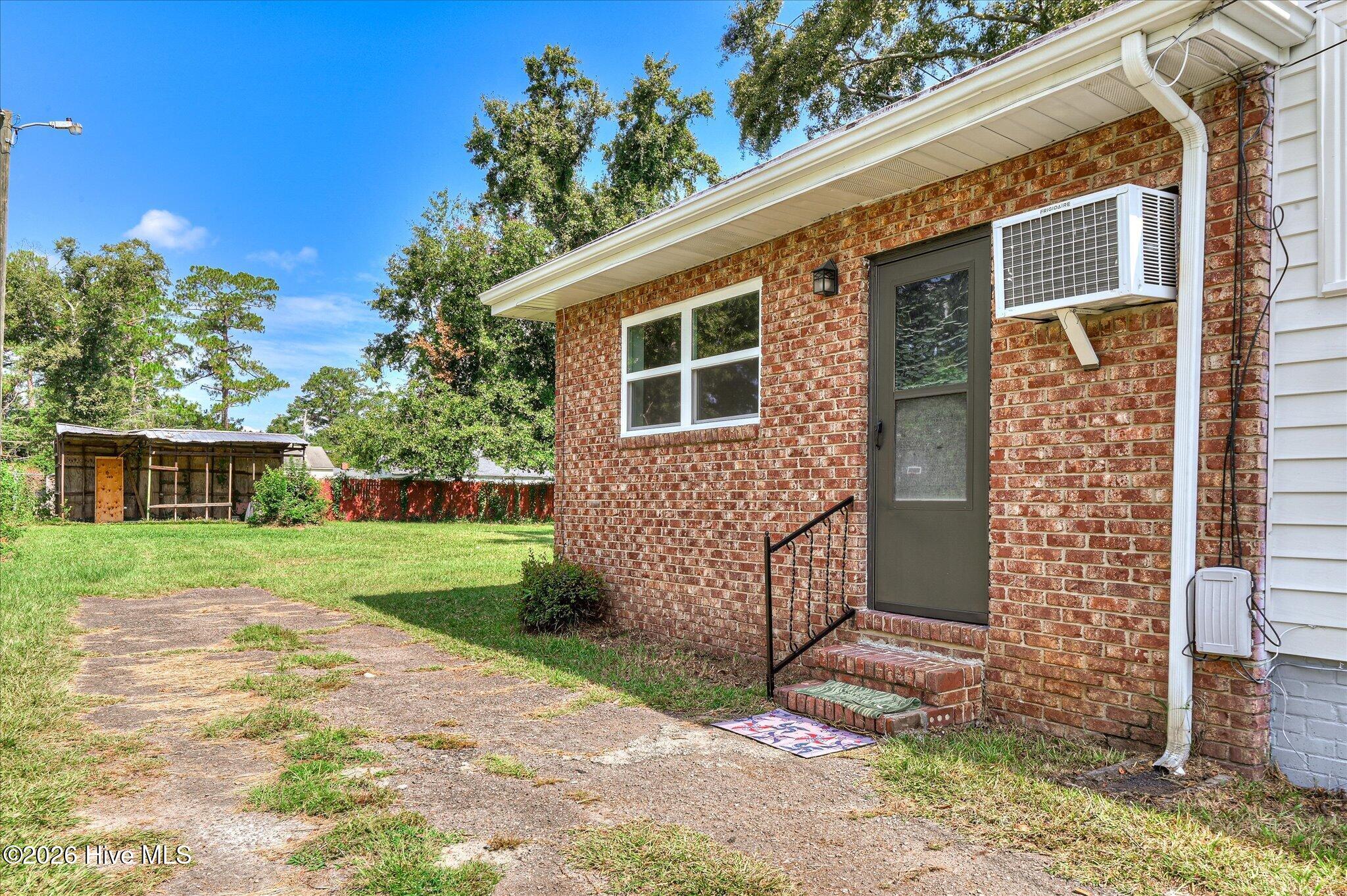 223 Memory Drive Property Photo 33