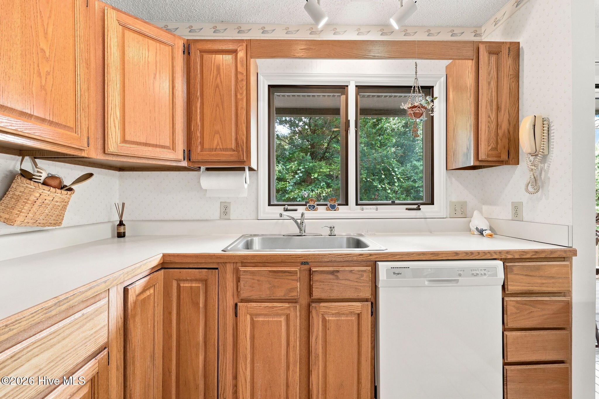 203 Lagoon Court Property Photo 24