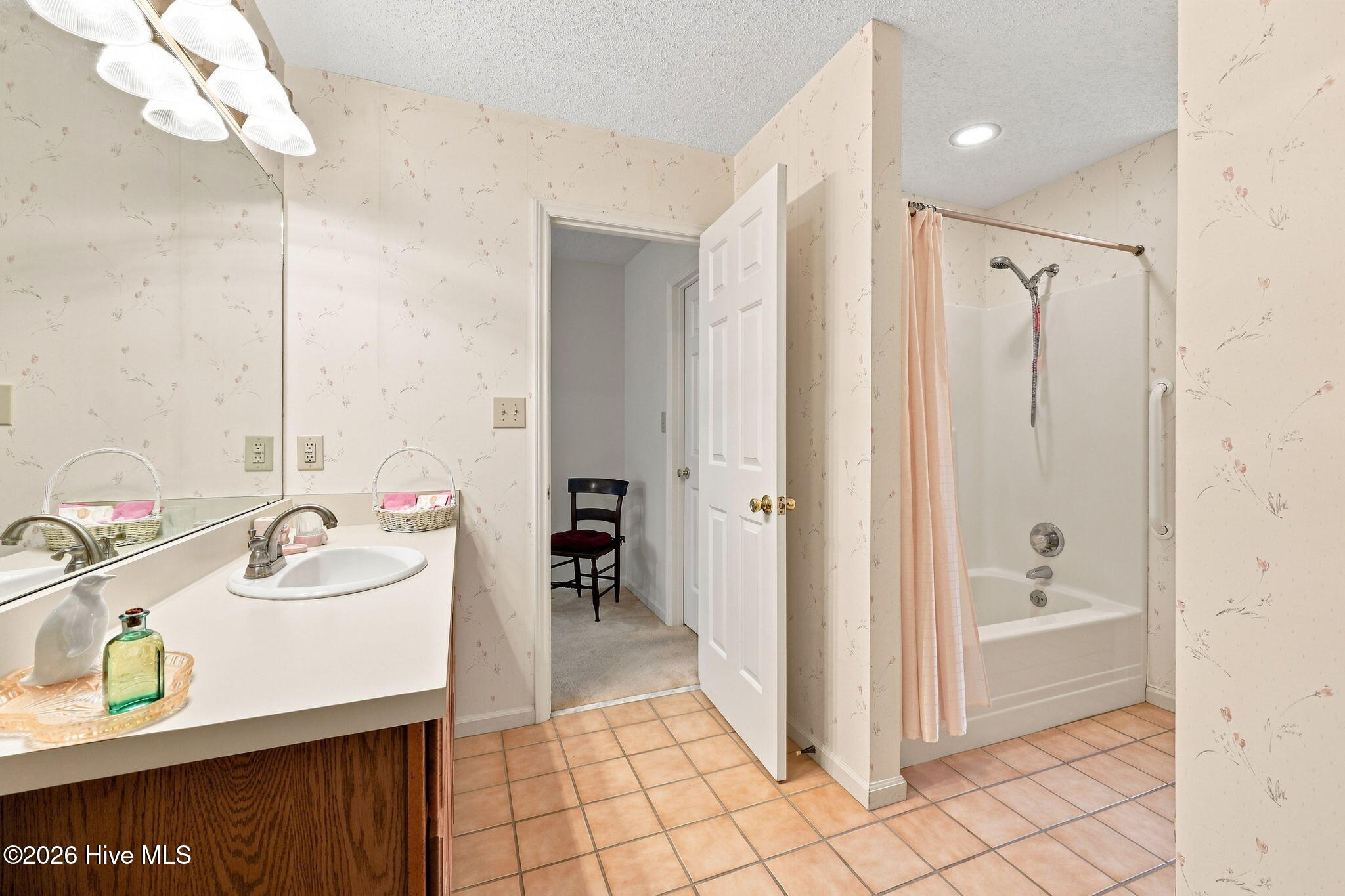 203 Lagoon Court Property Photo 42