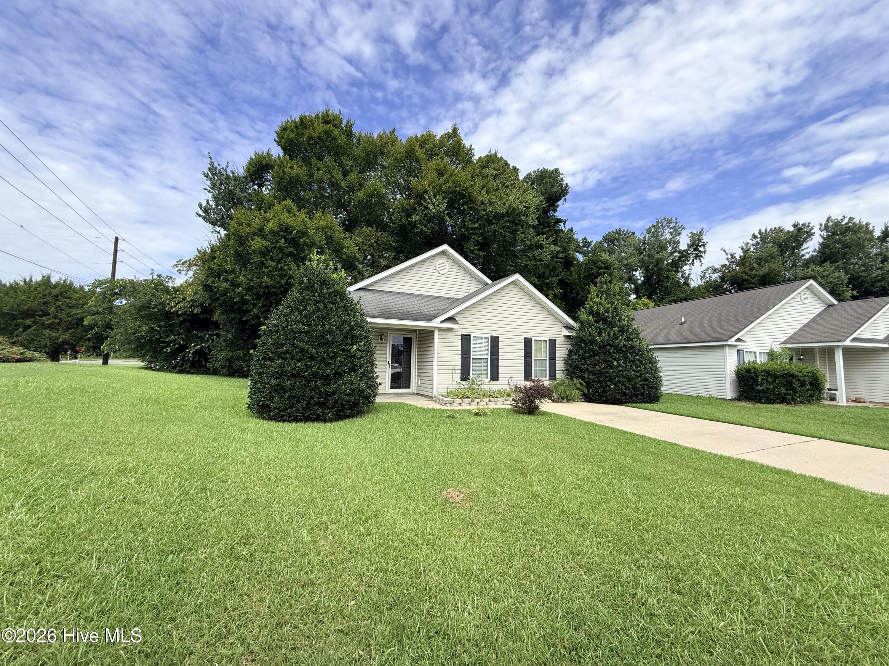 1306 Wyngate Drive Property Photo 3