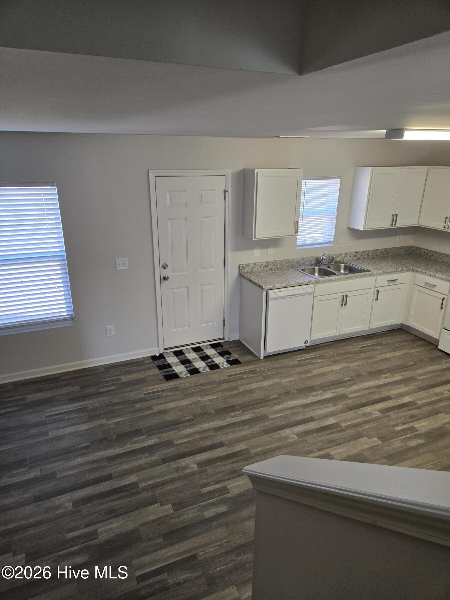 2205 Sawgrass Road Property Photo 3