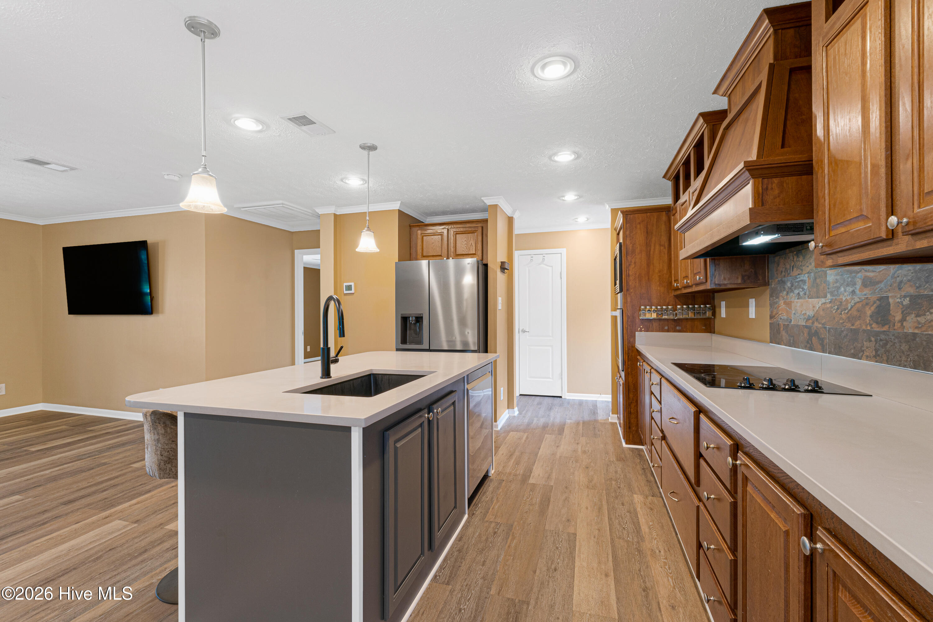 165 Godfrey Boulevard Property Photo 10