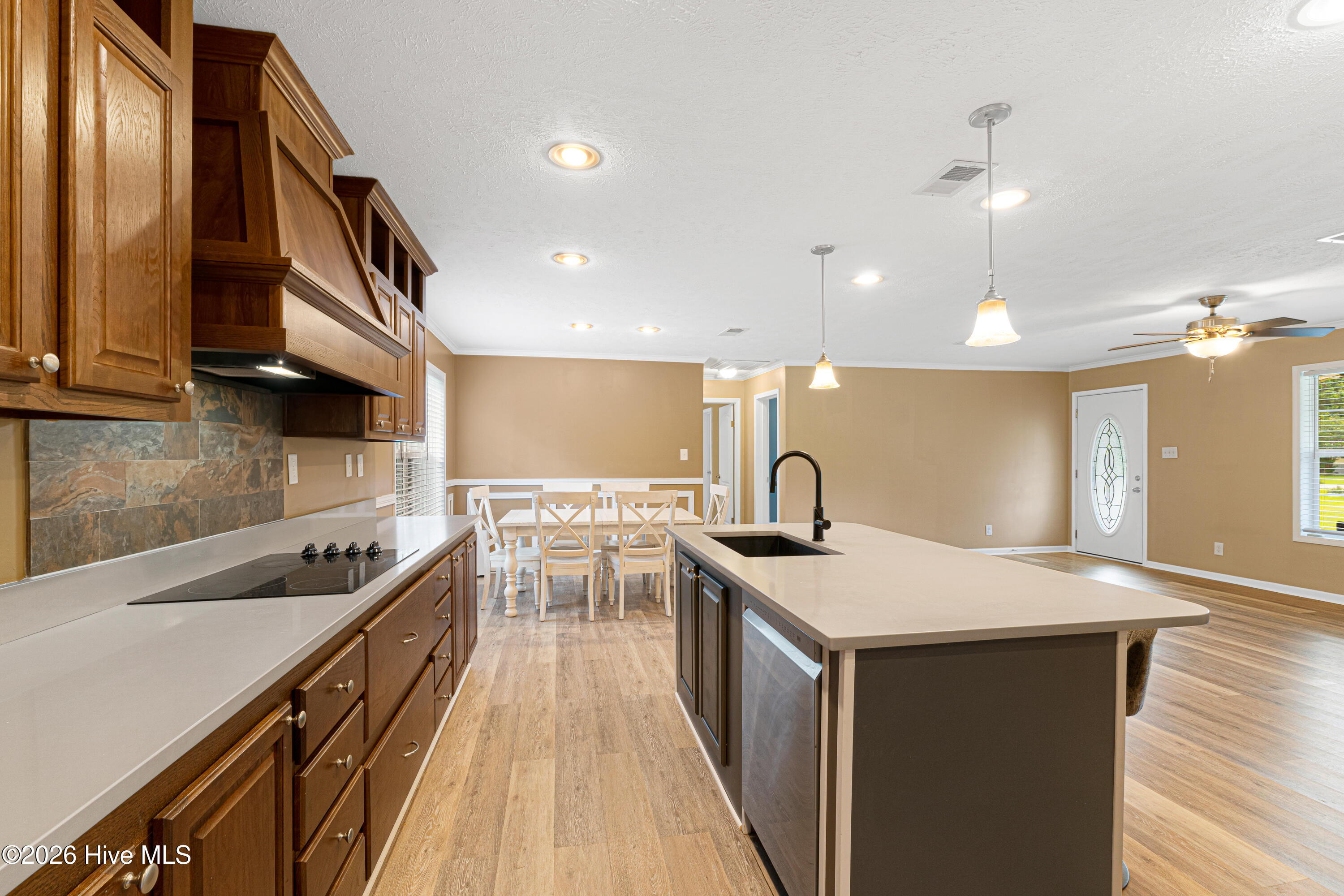 165 Godfrey Boulevard Property Photo 11
