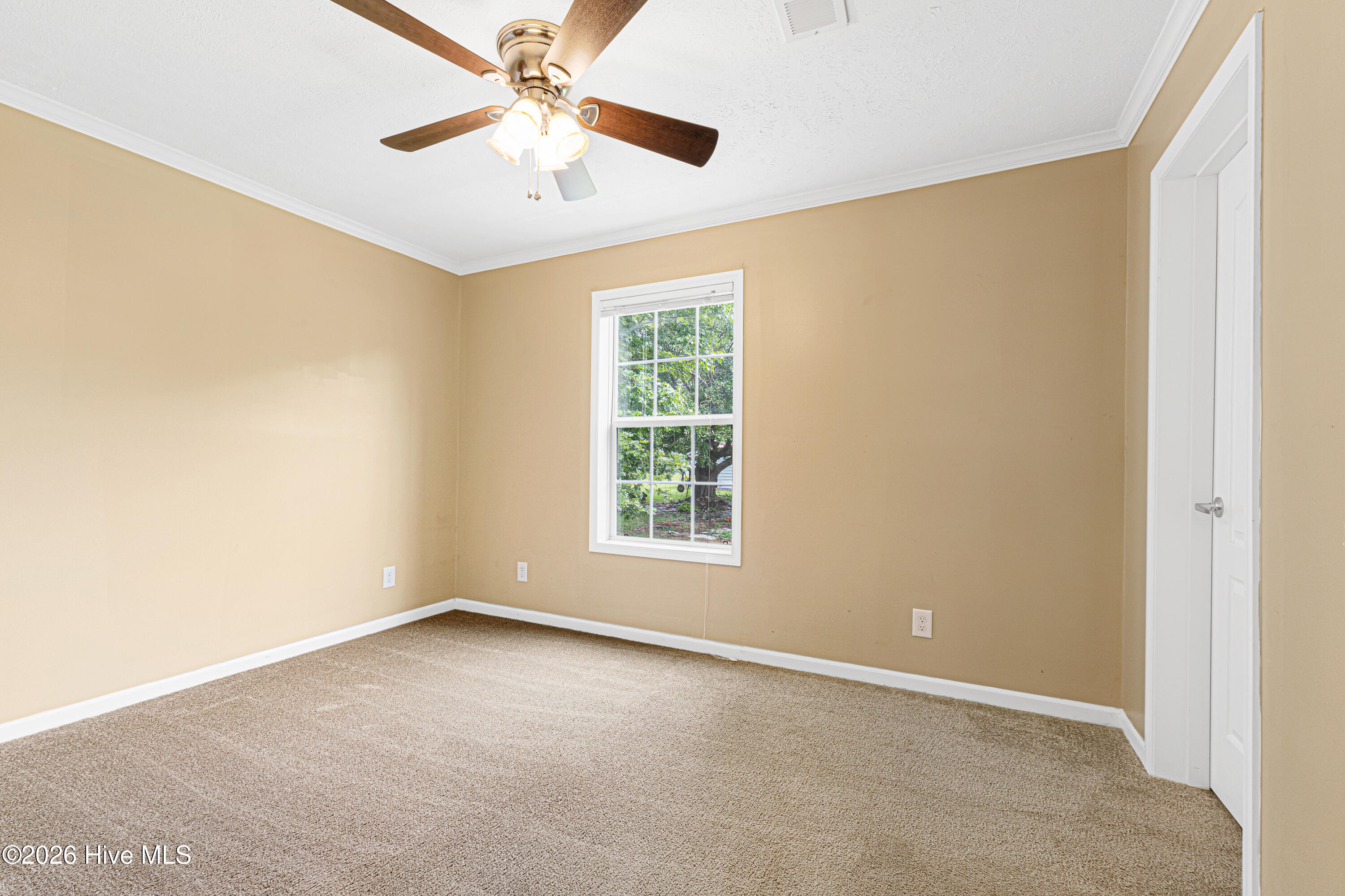 165 Godfrey Boulevard Property Photo 23