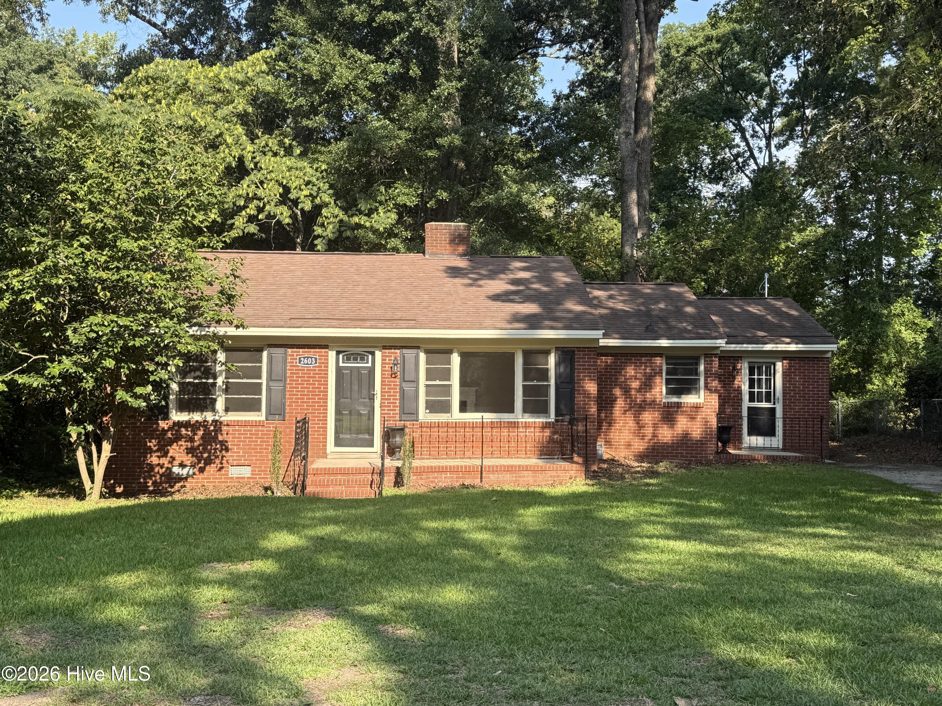 2603 Jefferson Drive Property Photo 2