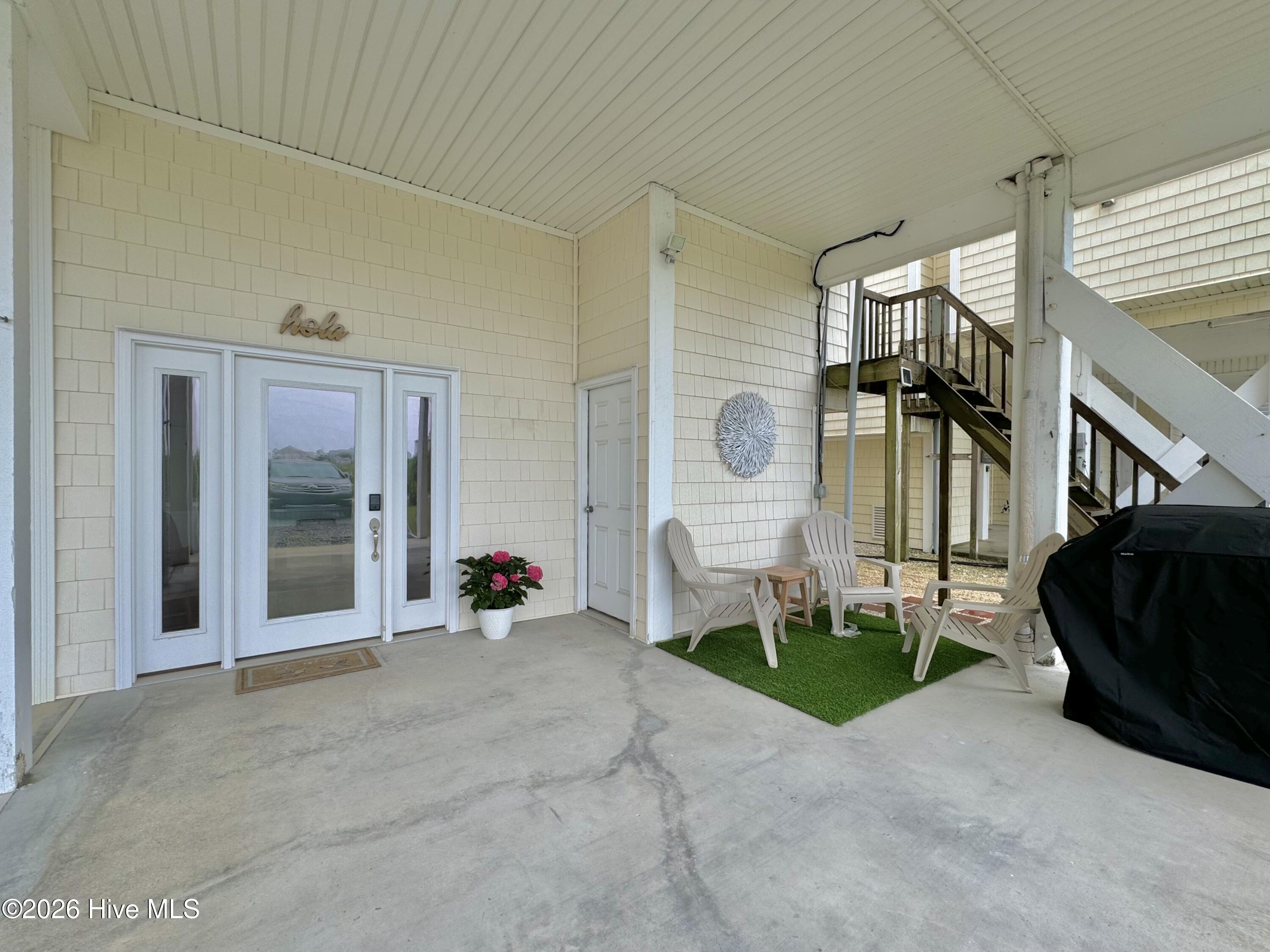 116 Sea Oaks Court Property Photo 7