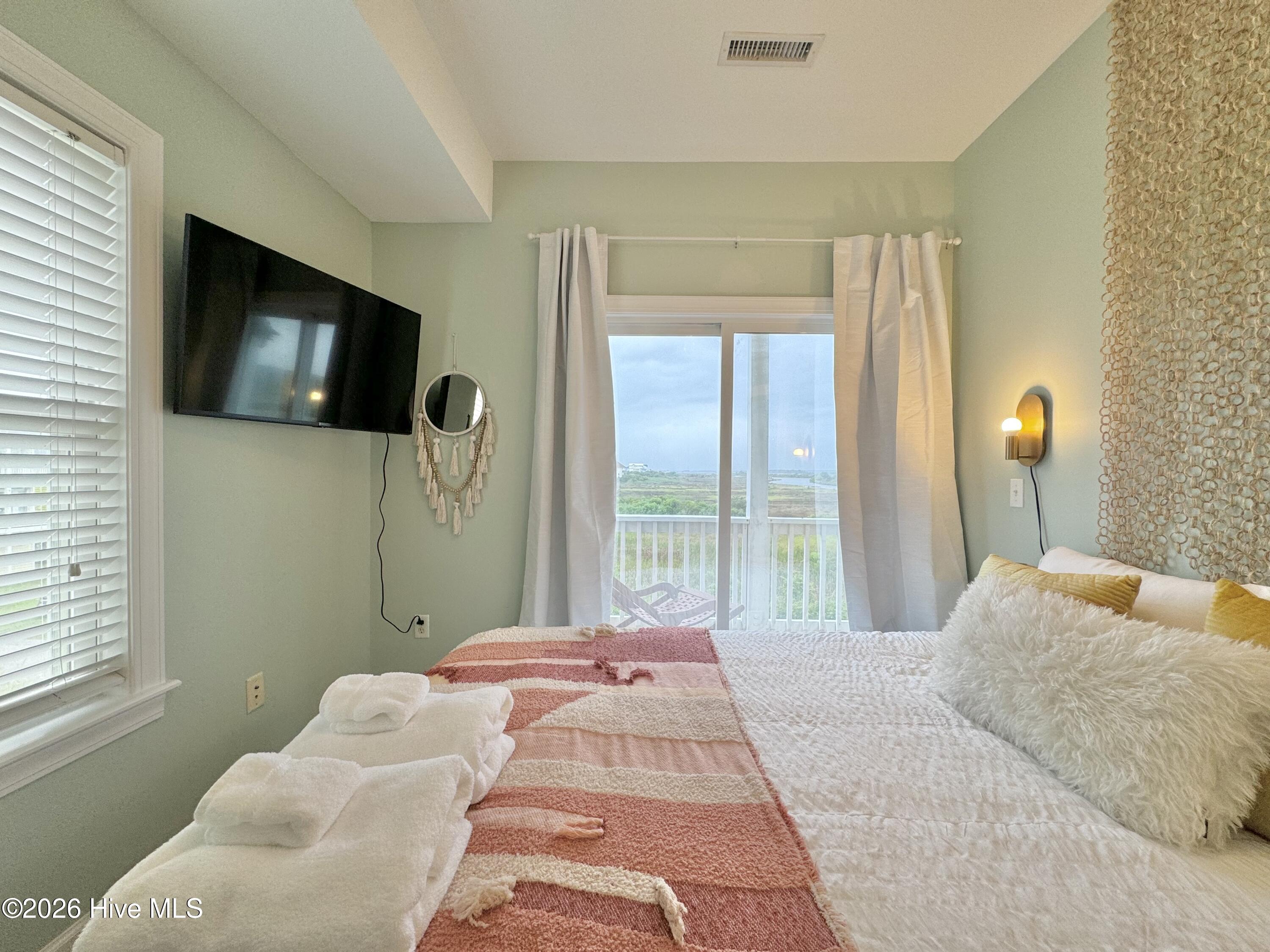 116 Sea Oaks Court Property Photo 44
