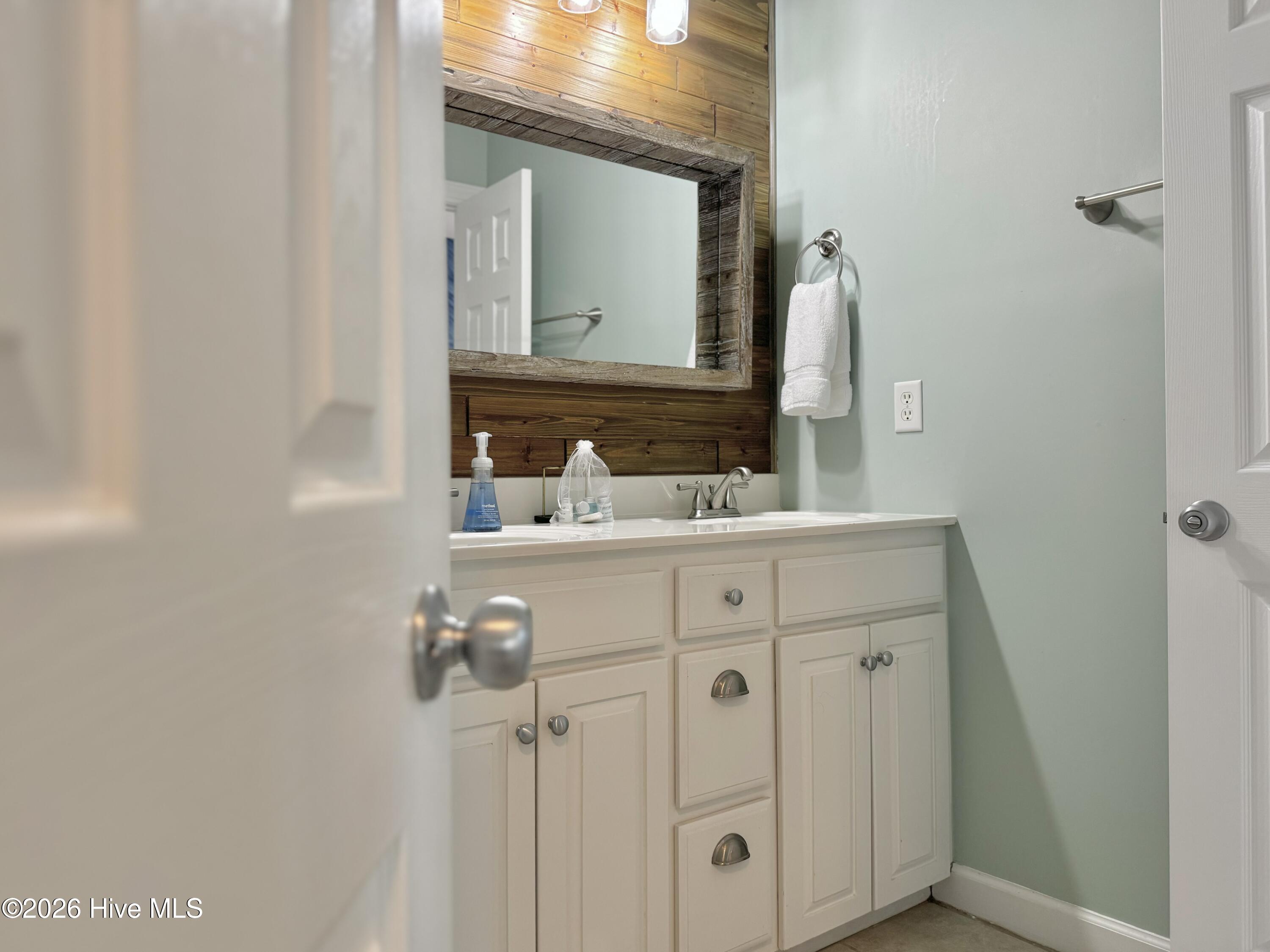 116 Sea Oaks Court Property Photo 47