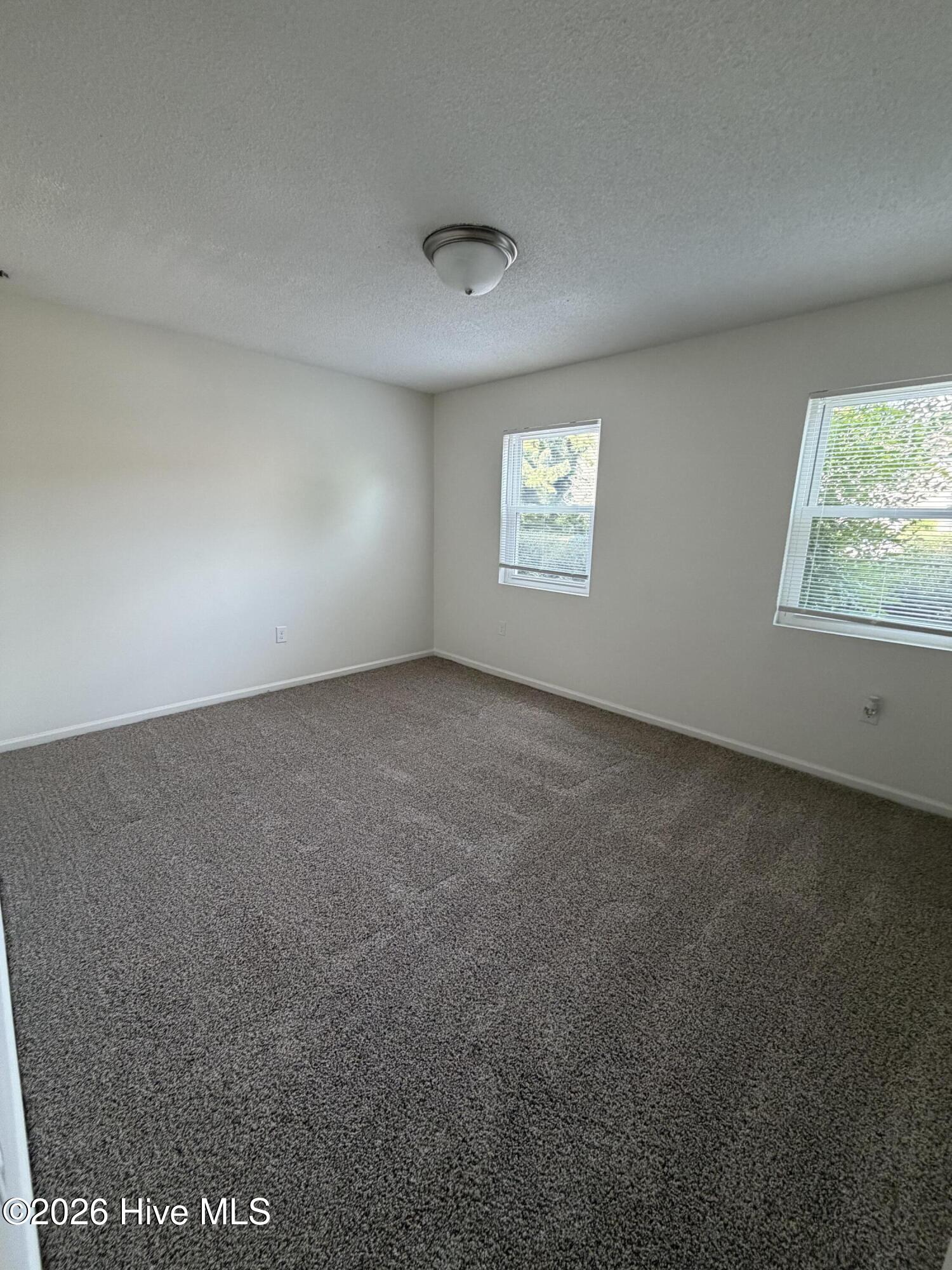 253 Cordell Circle Property Photo 6