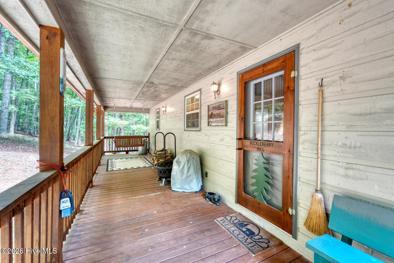 394 Sheep Stomp Road Property Photo 7