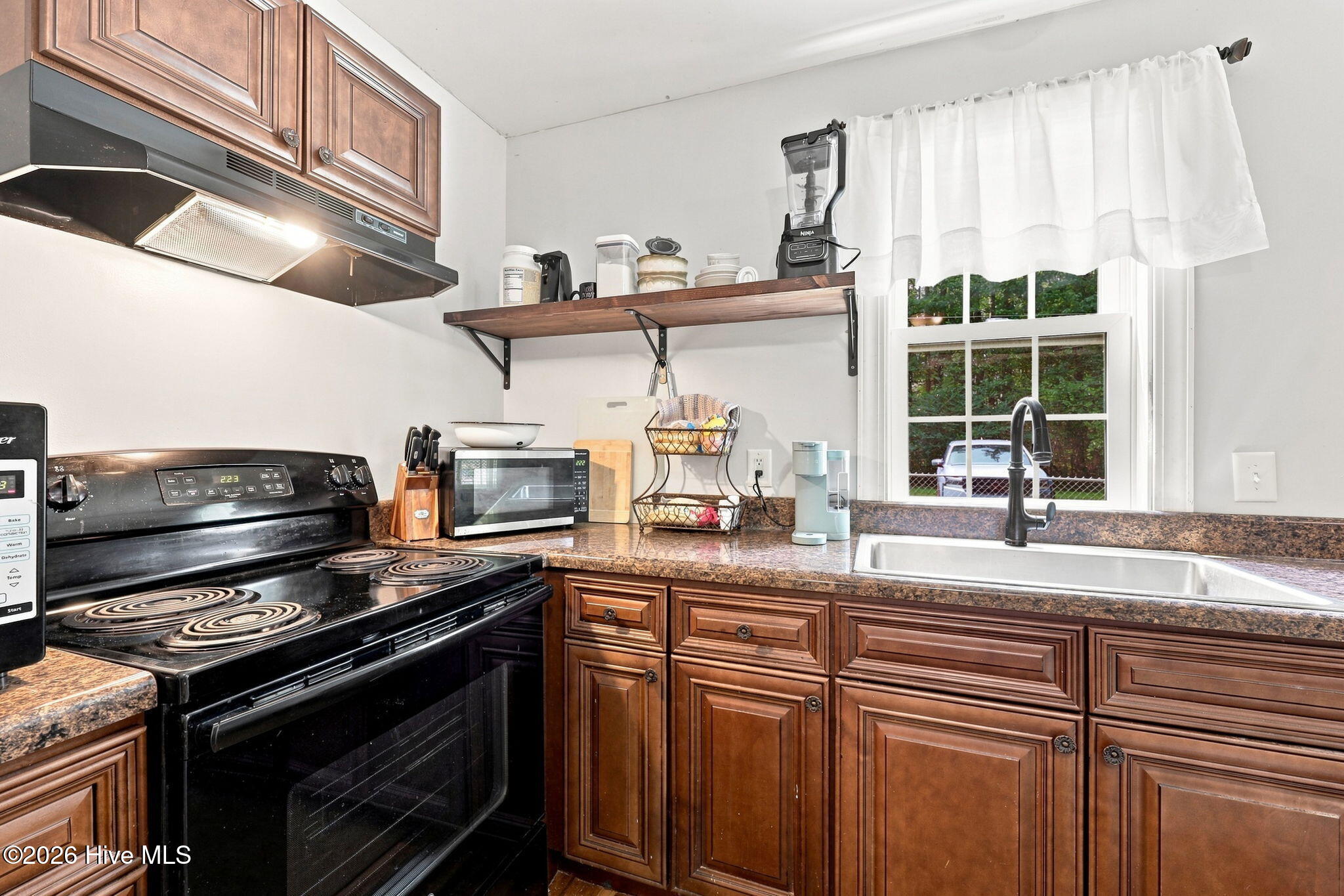 9870 Nc 33 E Property Photo 13