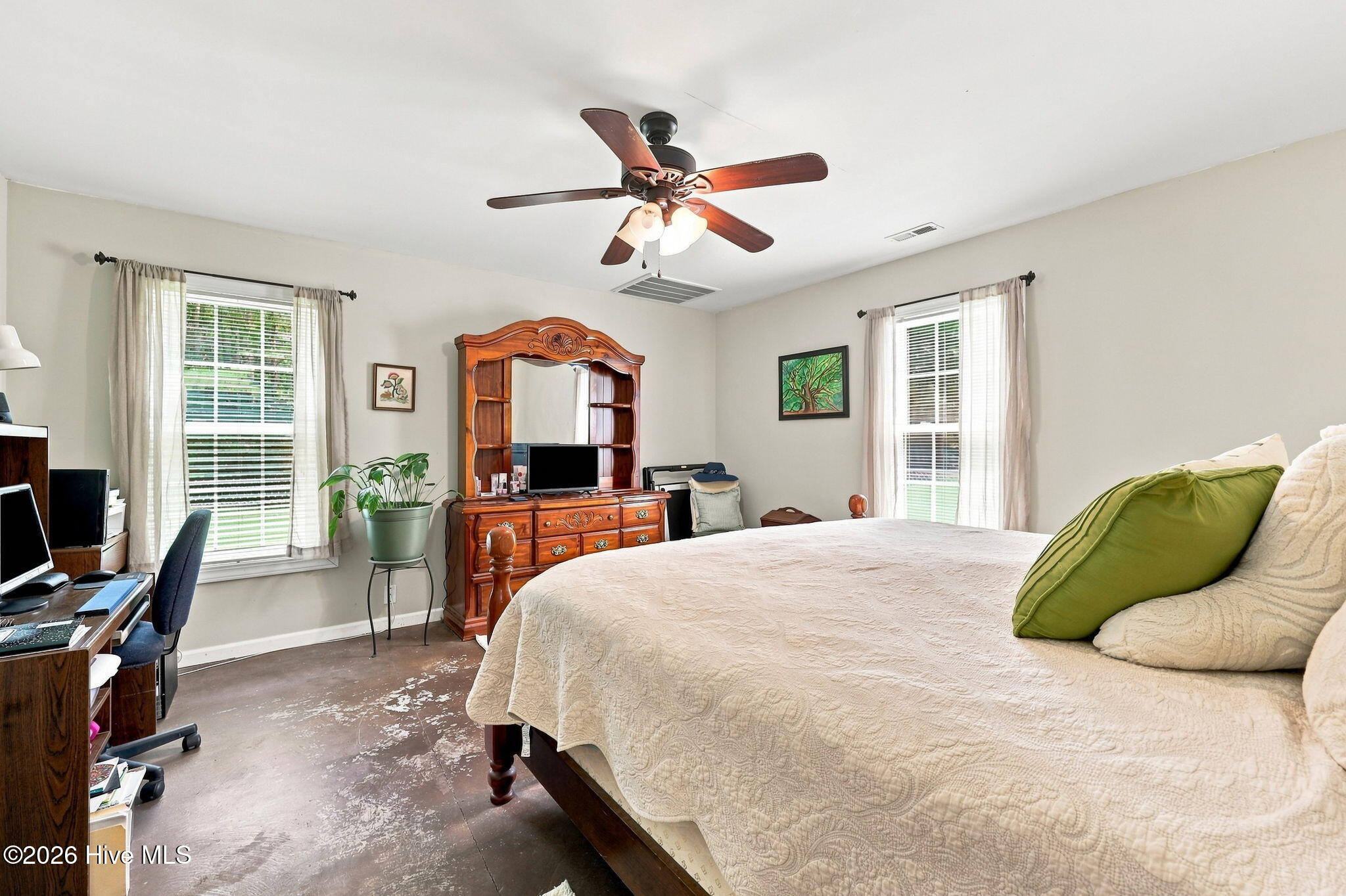 9870 Nc 33 E Property Photo 14