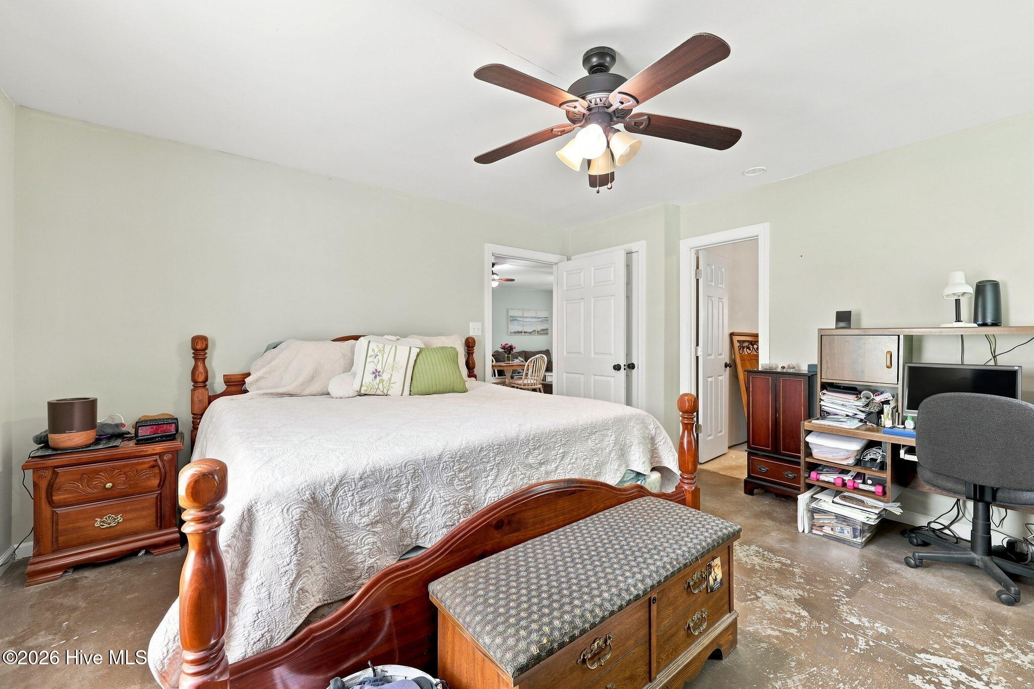 9870 Nc 33 E Property Photo 15
