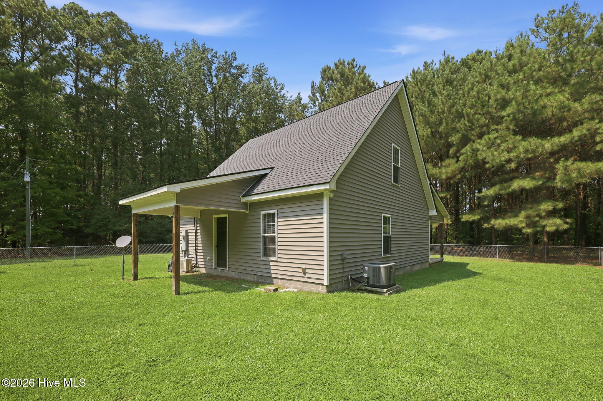 9870 Nc 33 E Property Photo 36
