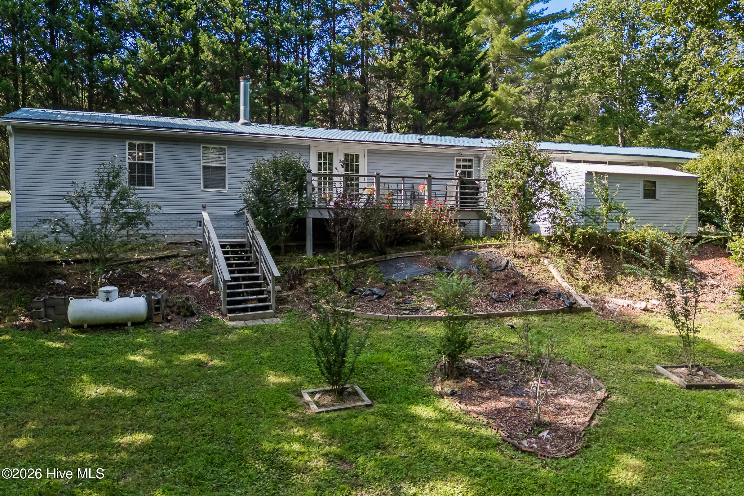 7 Racine Drive Property Photo 2