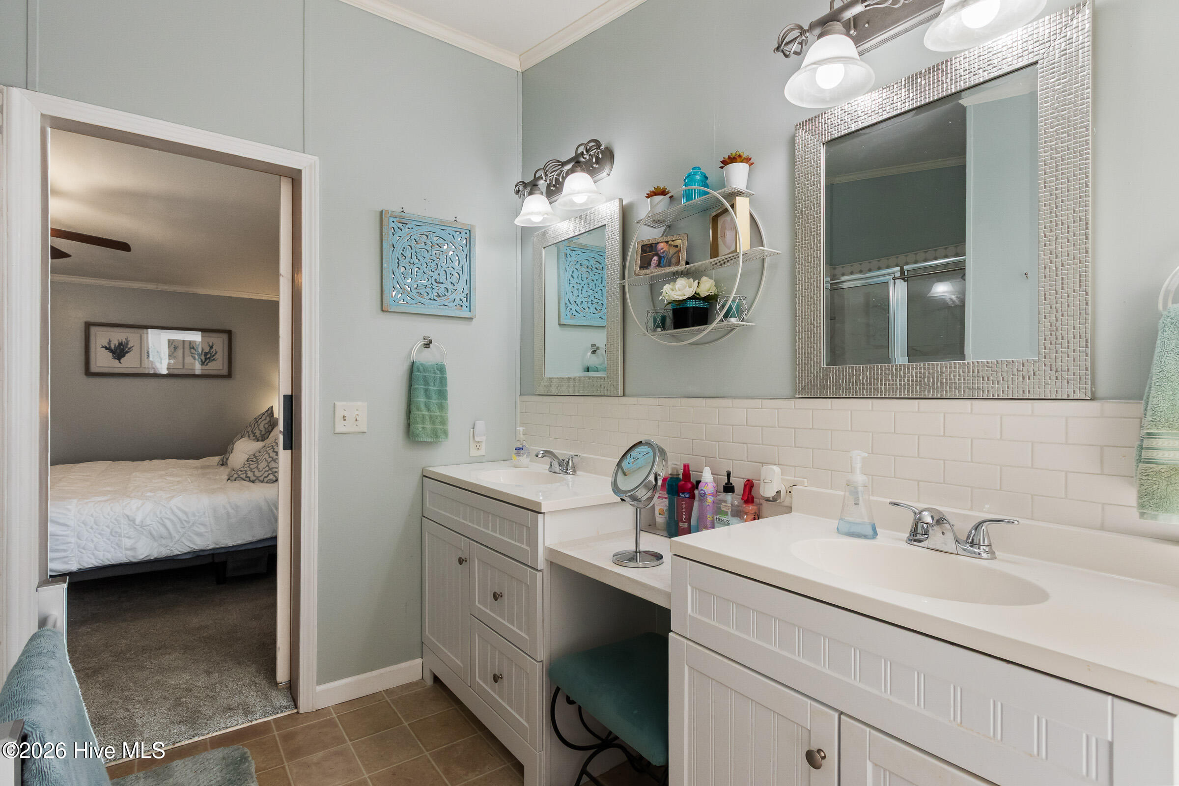 7 Racine Drive Property Photo 16