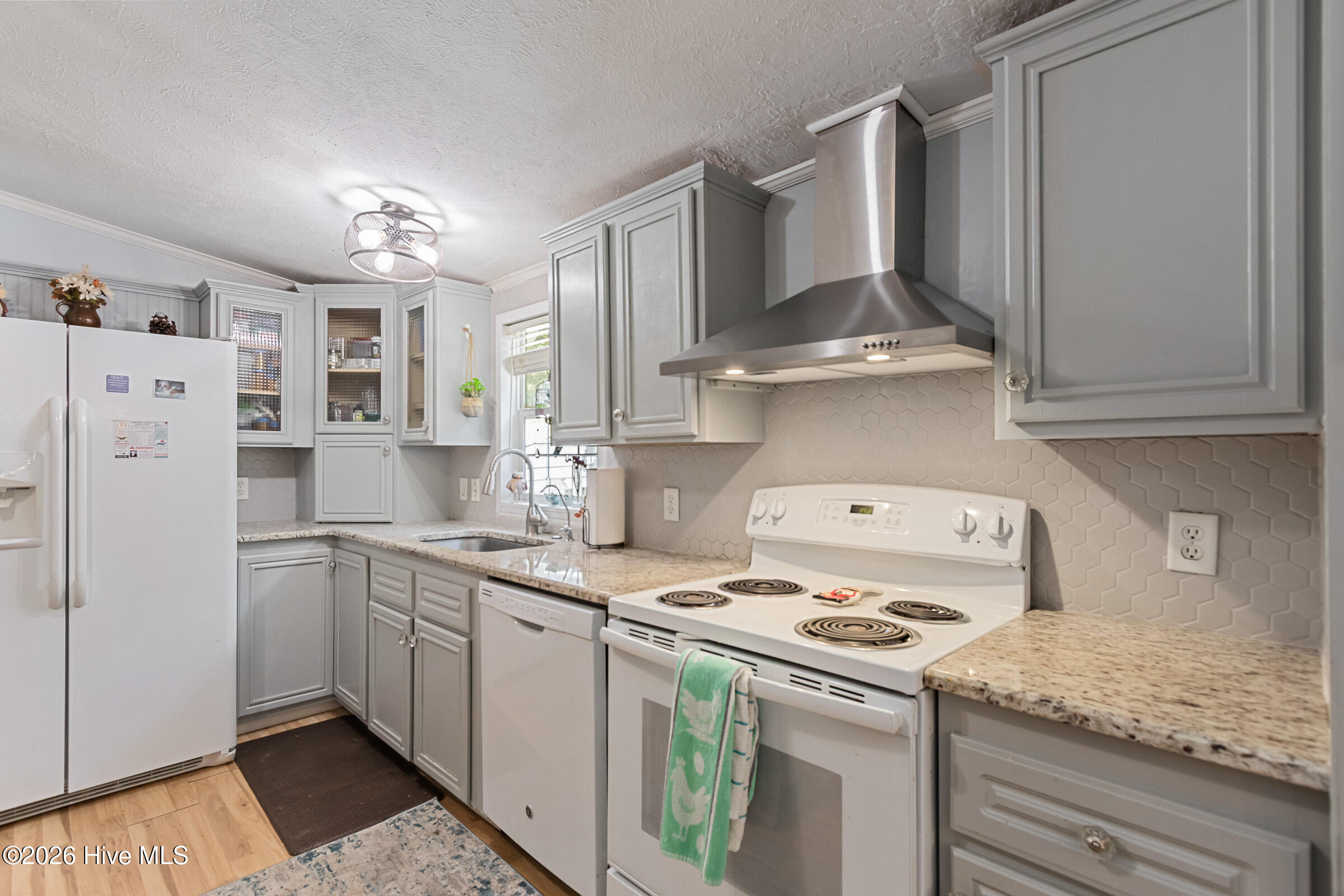 7 Racine Drive Property Photo 26