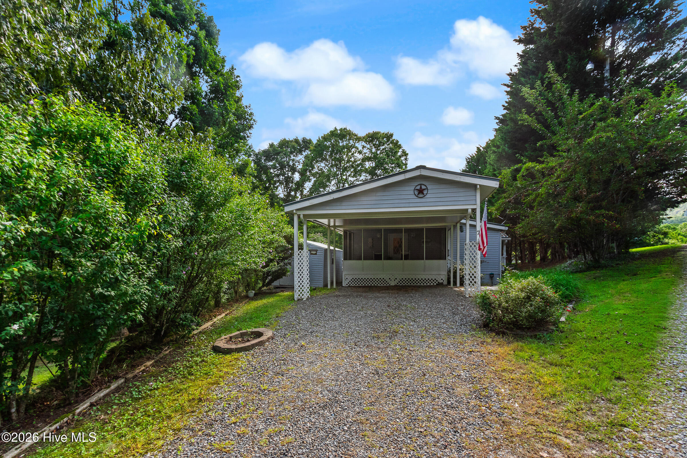 7 Racine Drive Property Photo 50