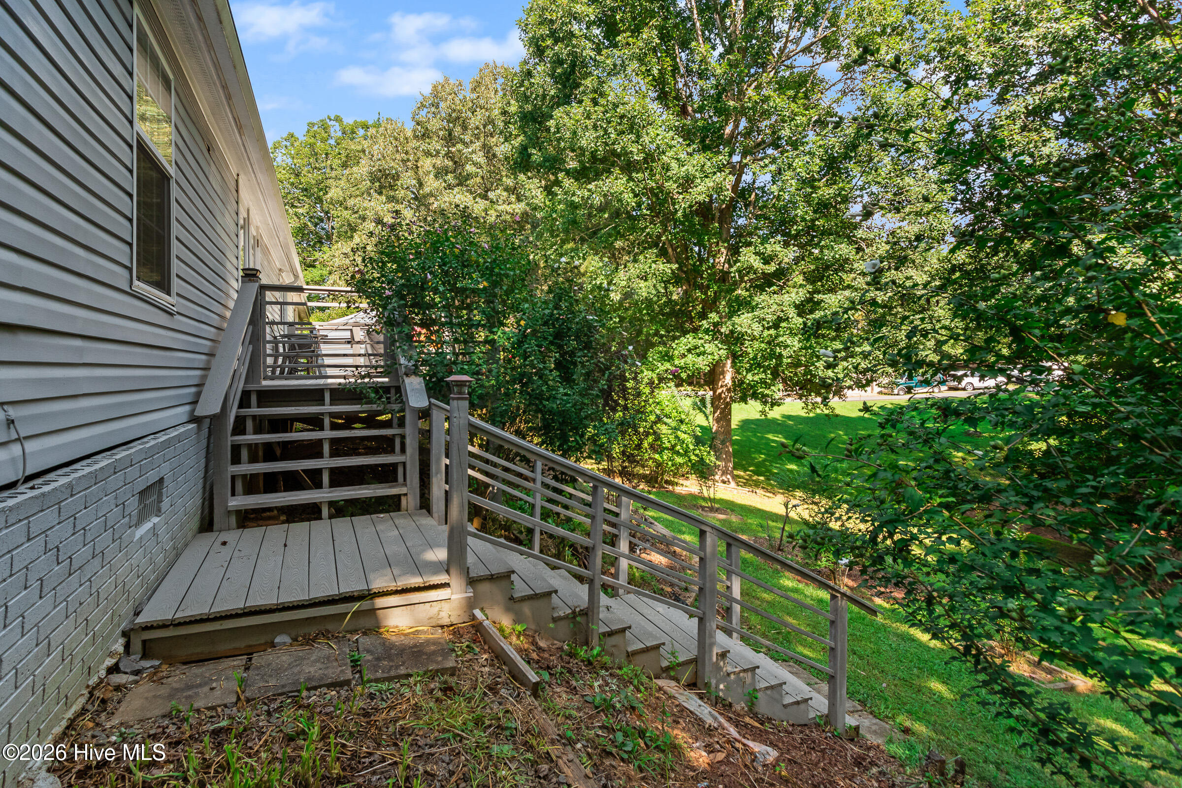 7 Racine Drive Property Photo 54