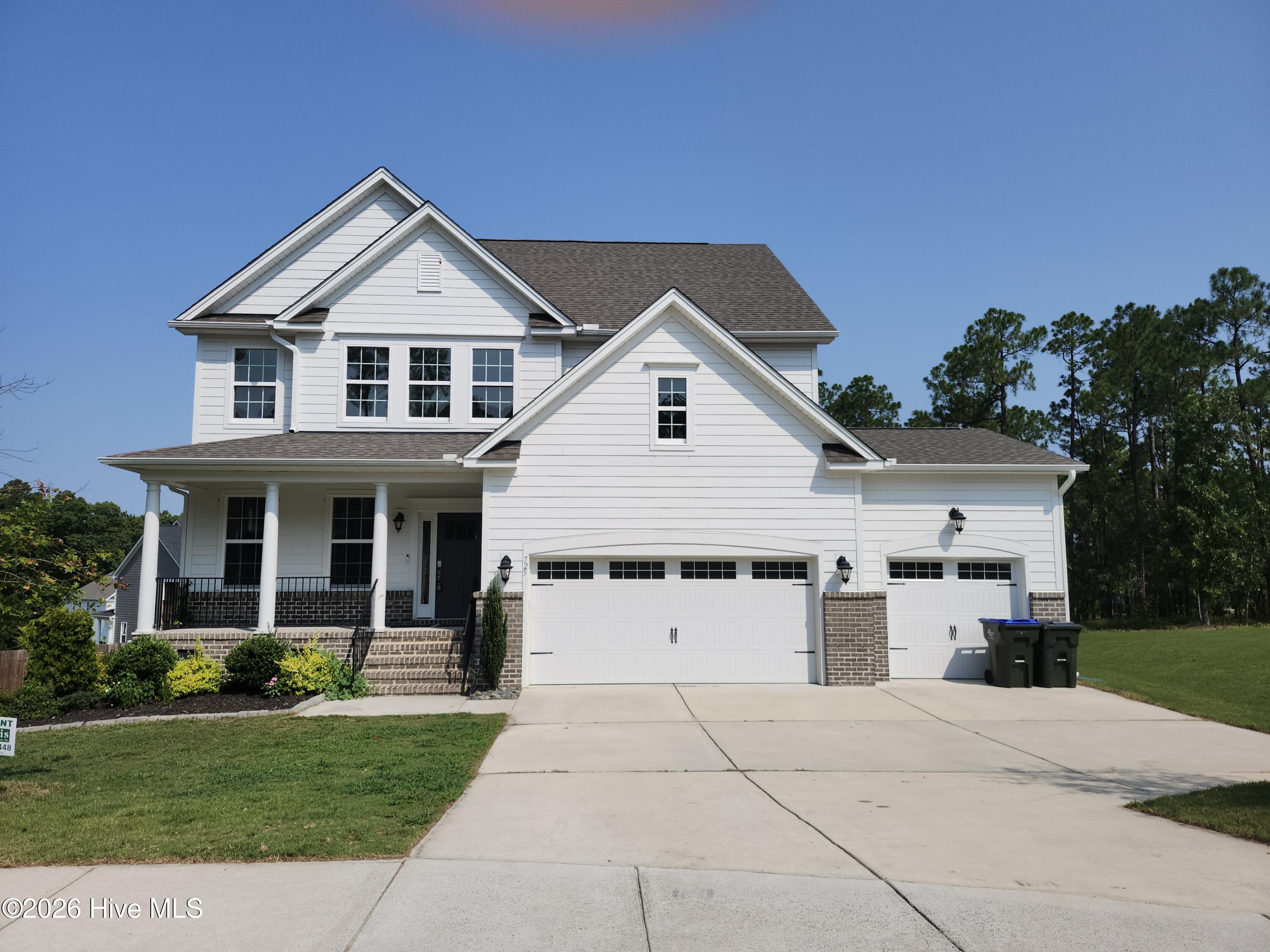 725 Hayworth Court Property Photo 1