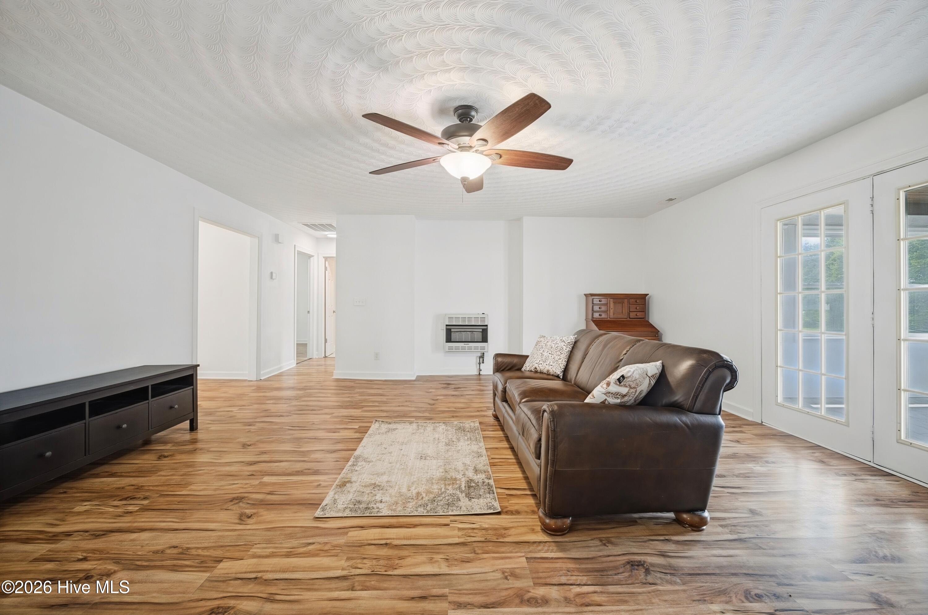 105 Binnacle Court Property Photo 8
