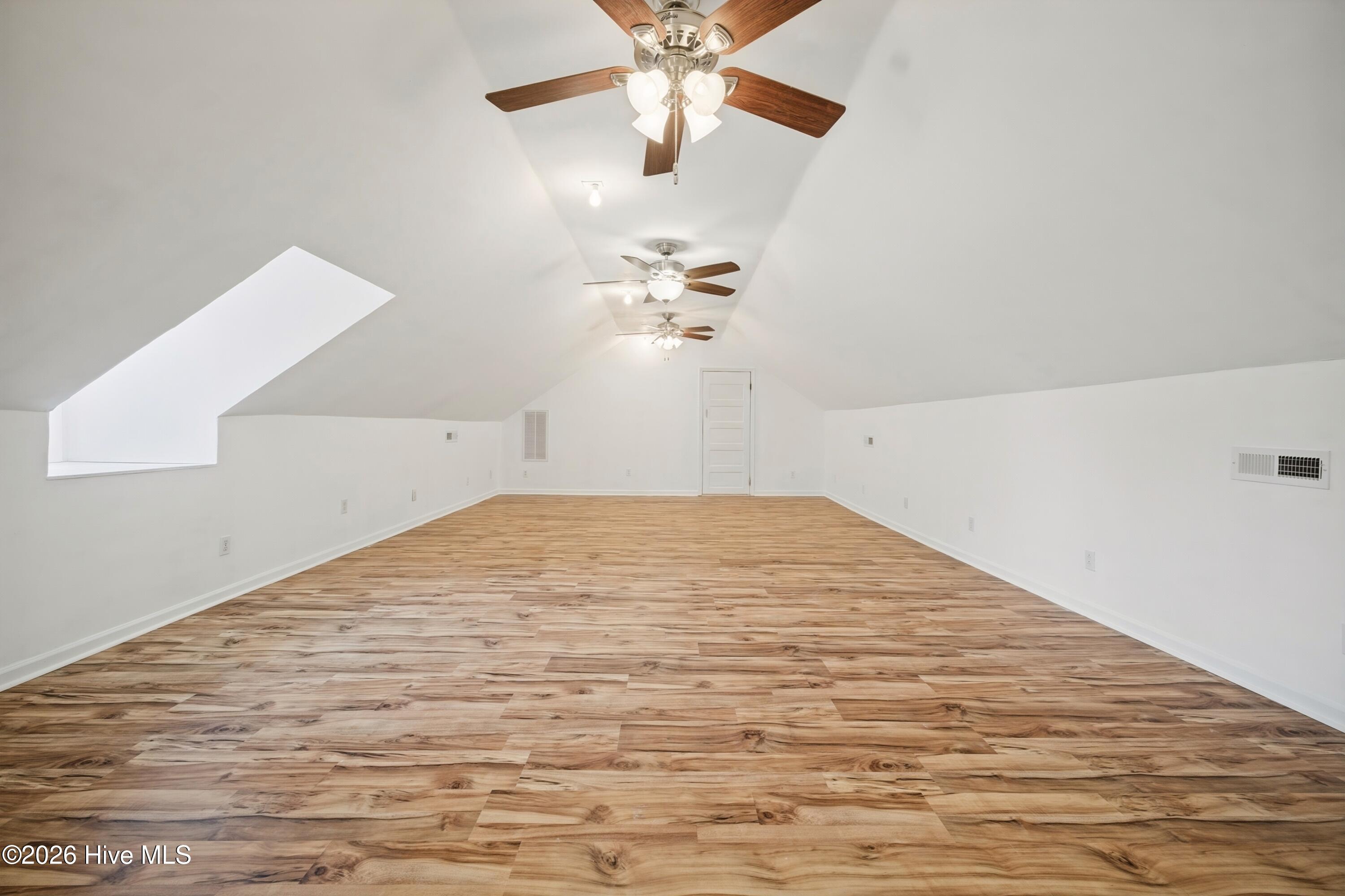 105 Binnacle Court Property Photo 33