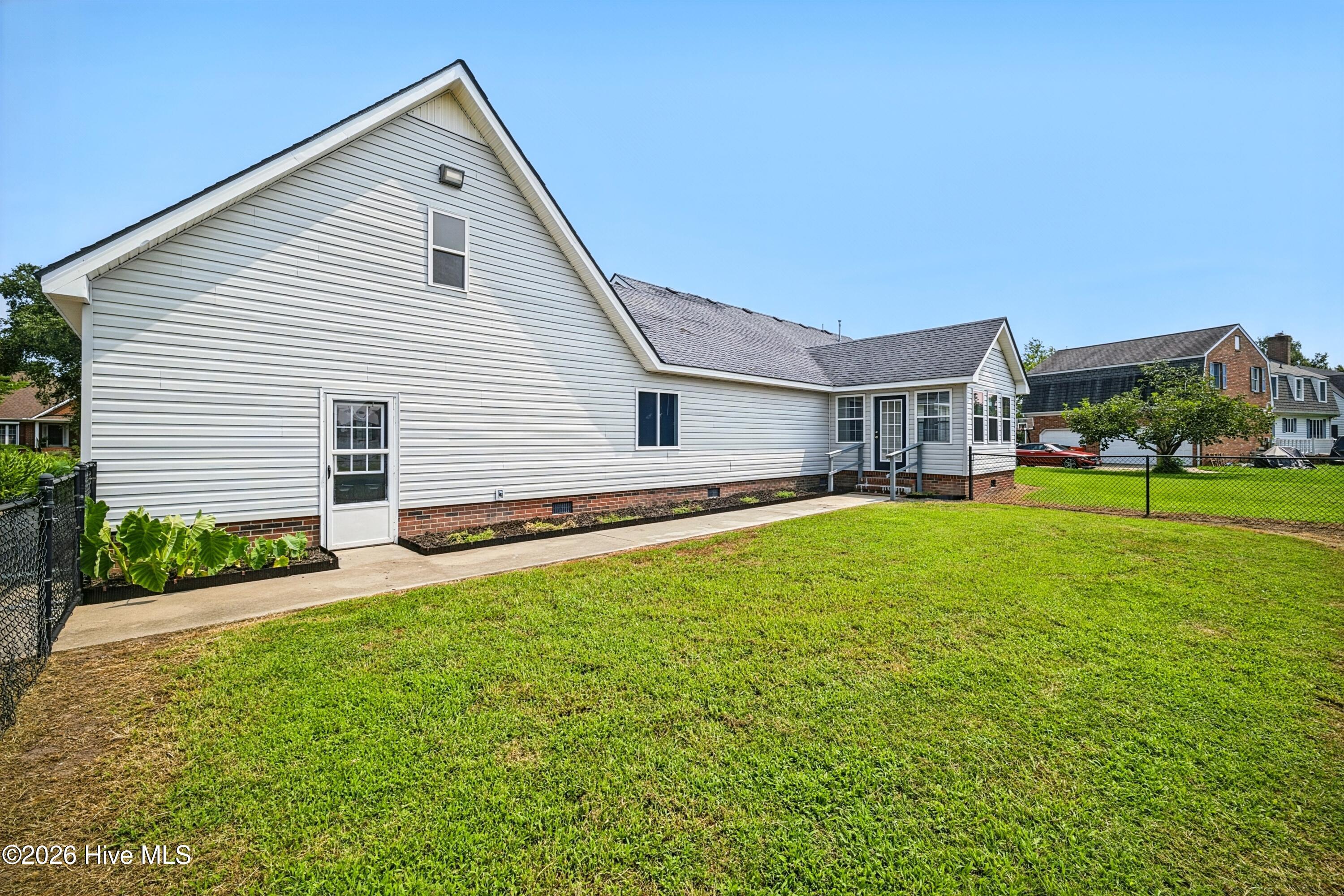 105 Binnacle Court Property Photo 41