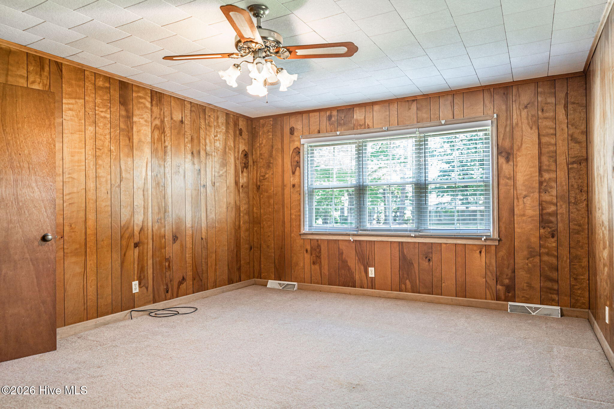 744 Mount Carmel Road Property Photo 6