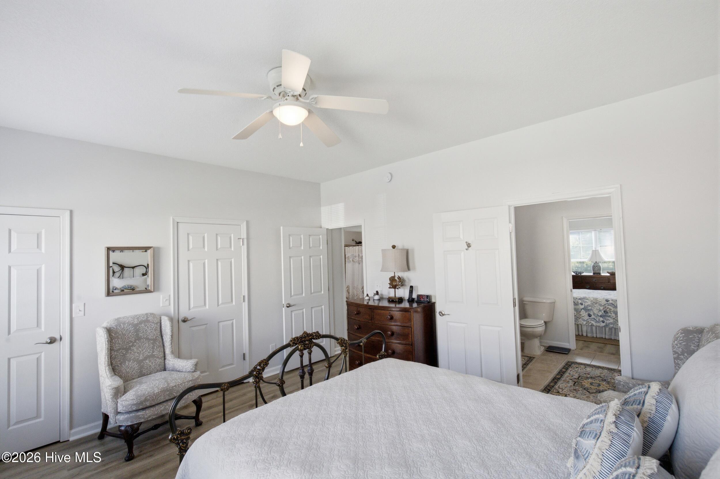 240 Sulidae Court Property Photo 45