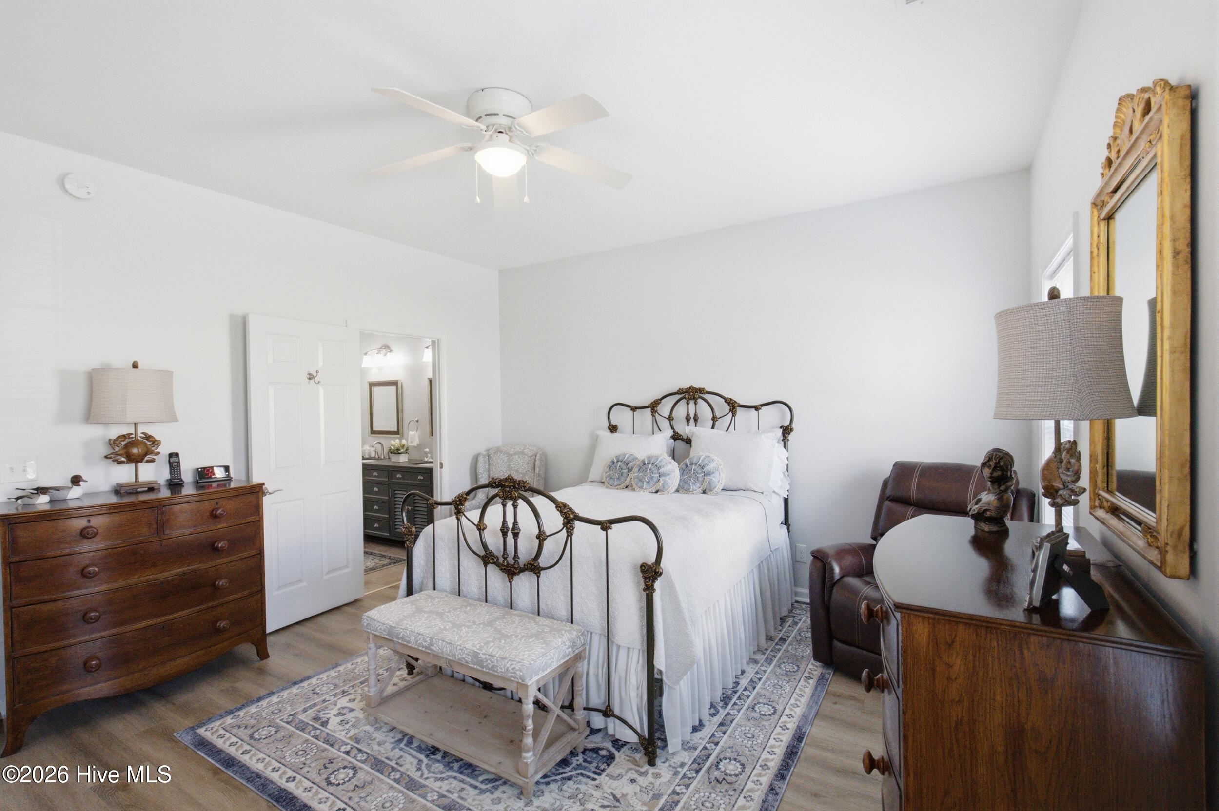 240 Sulidae Court Property Photo 46