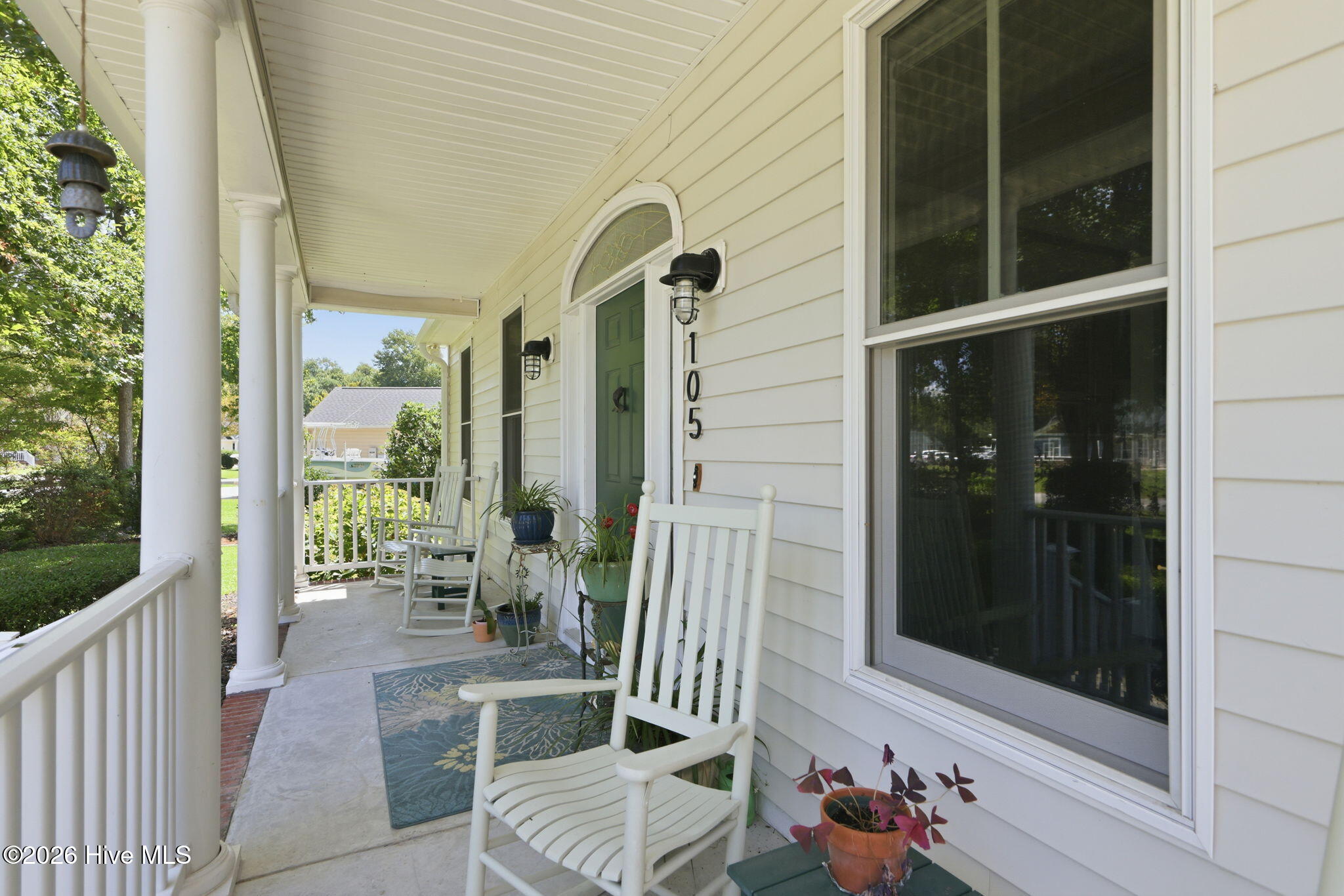 105 Travis Drive Property Photo 8